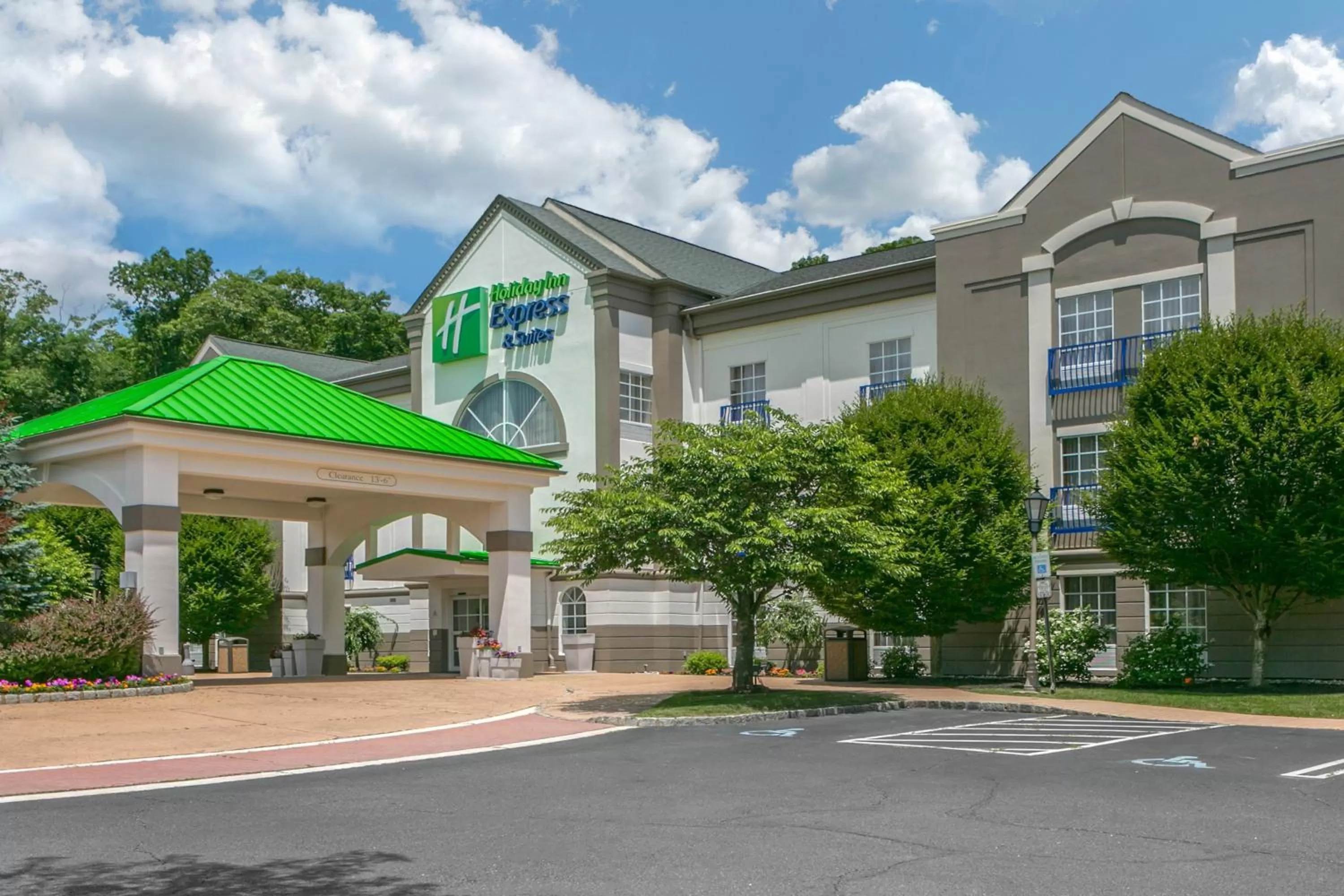 Property building in Holiday Inn Express Mount Arlington by IHG