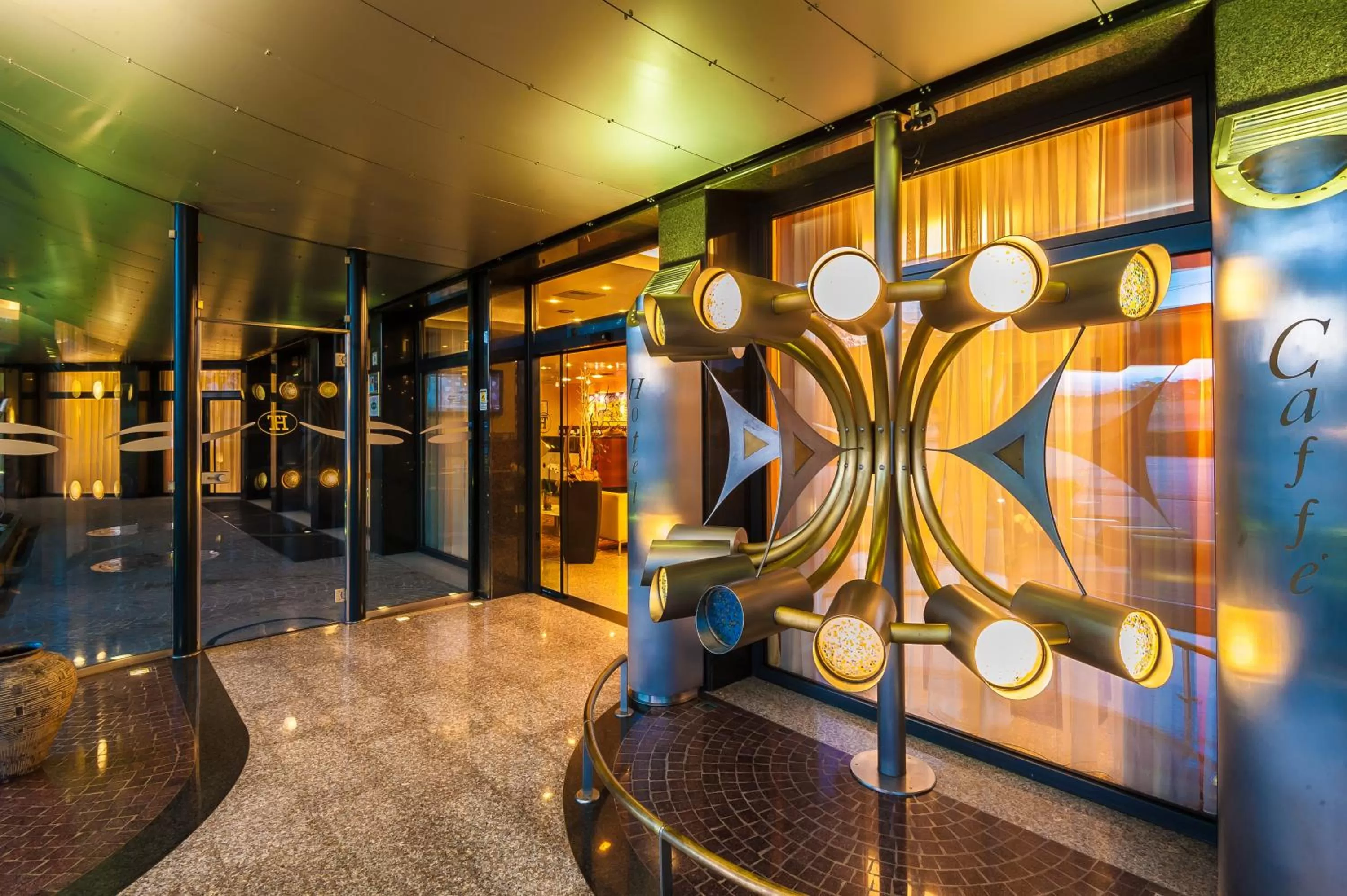 Facade/entrance in Best Western Hotel Turismo