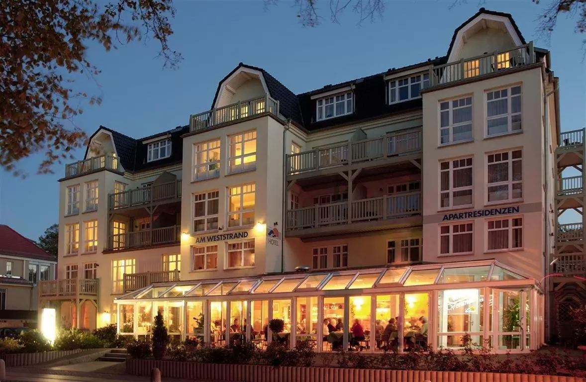 Facade/entrance in Am Weststrand Aparthotel Kühlungsborn