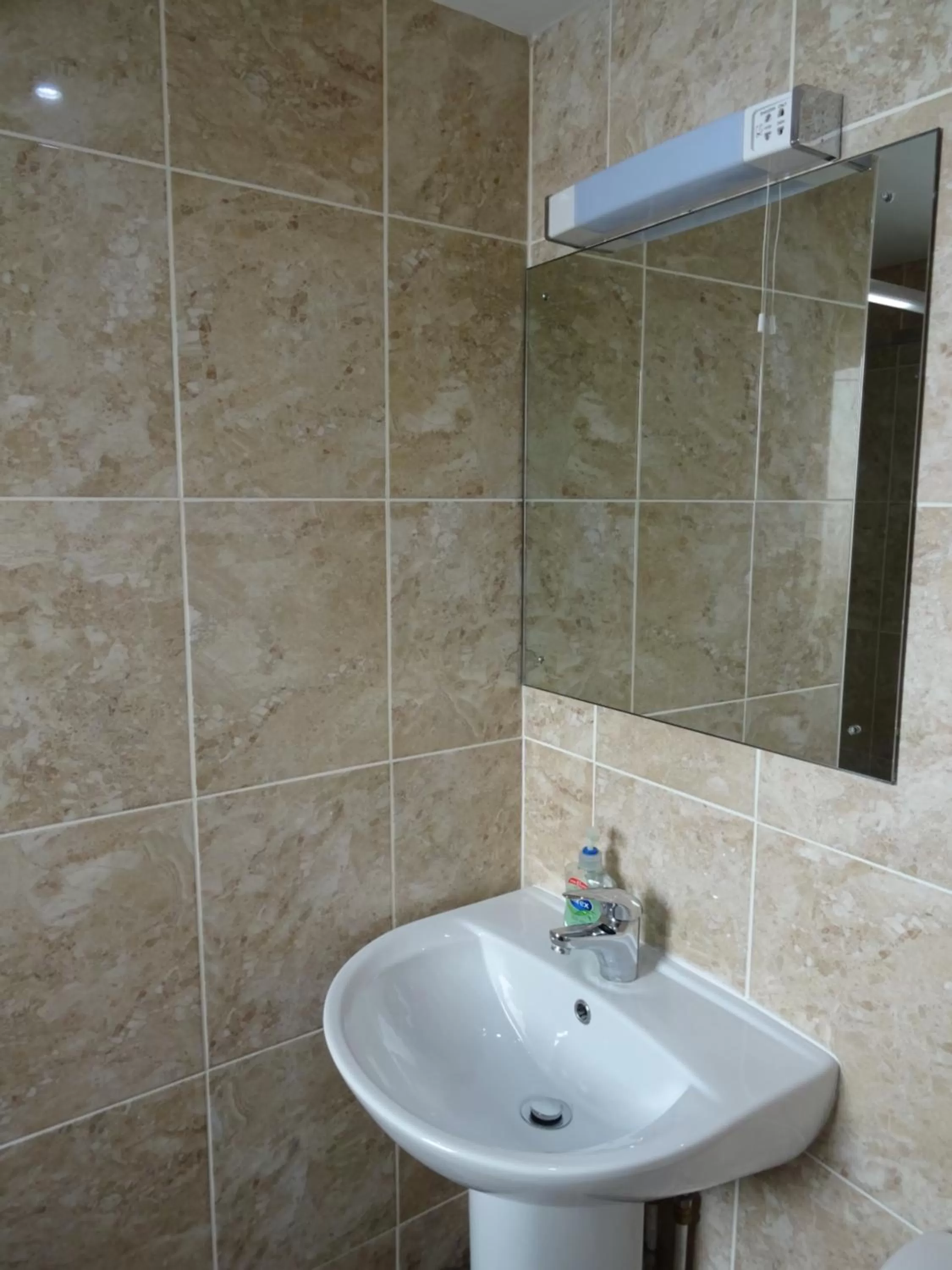 Bathroom in The Gatwick White House Hotel