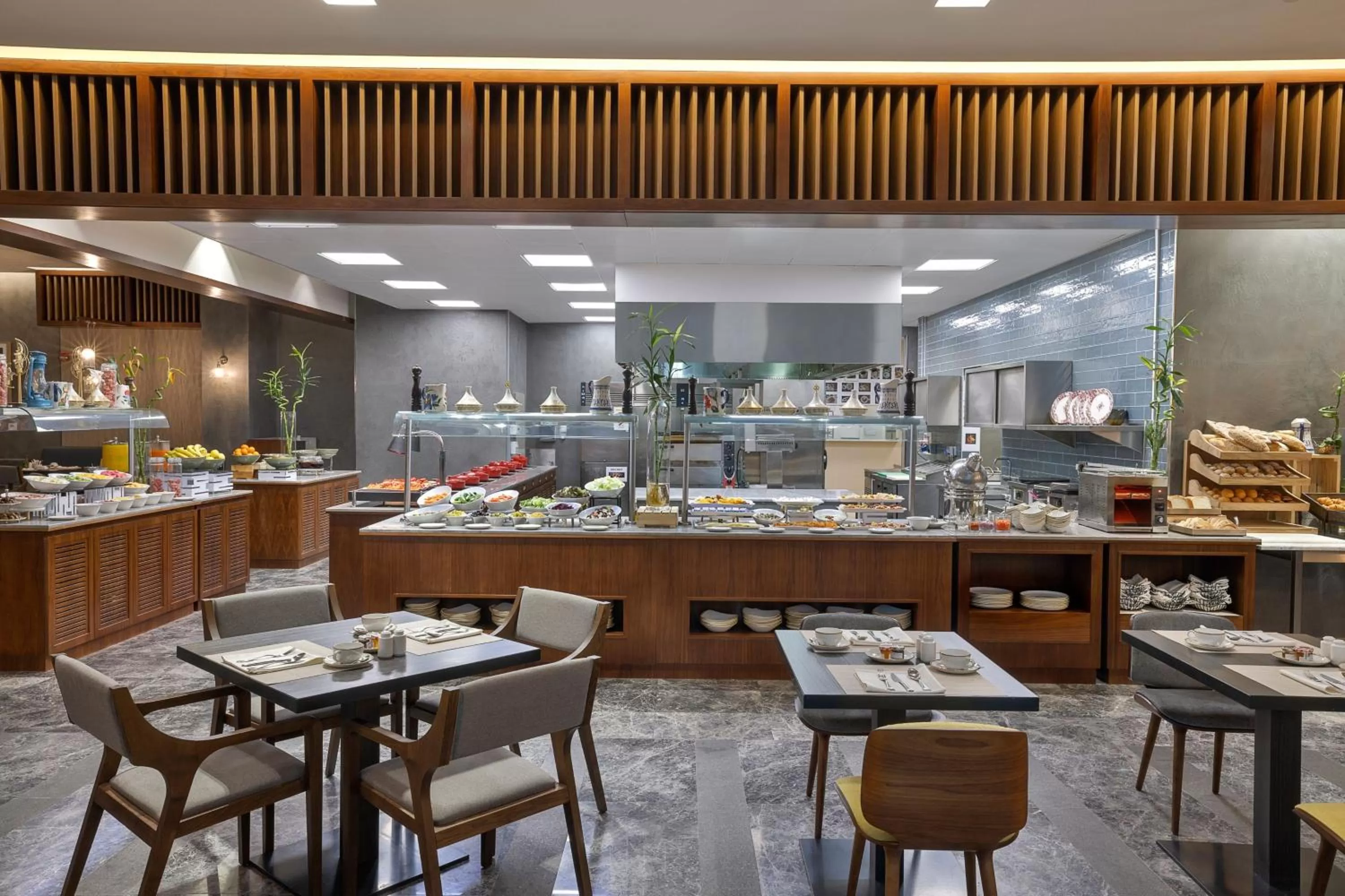 Restaurant/places to eat in Courtyard by Marriott Riyadh Northern Ring Road