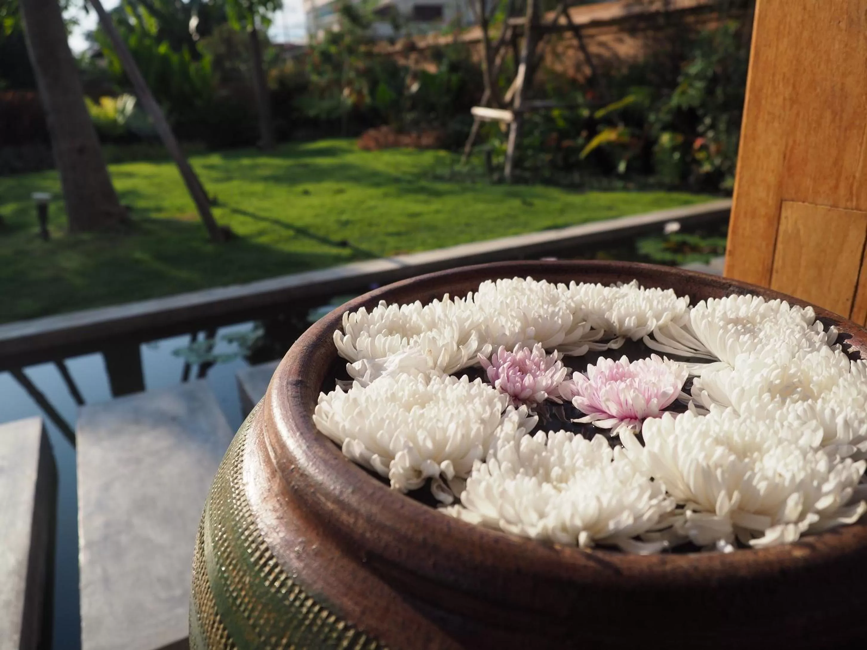 Garden in Amata Lanna Village อมตะล้านนาวิลเลจ