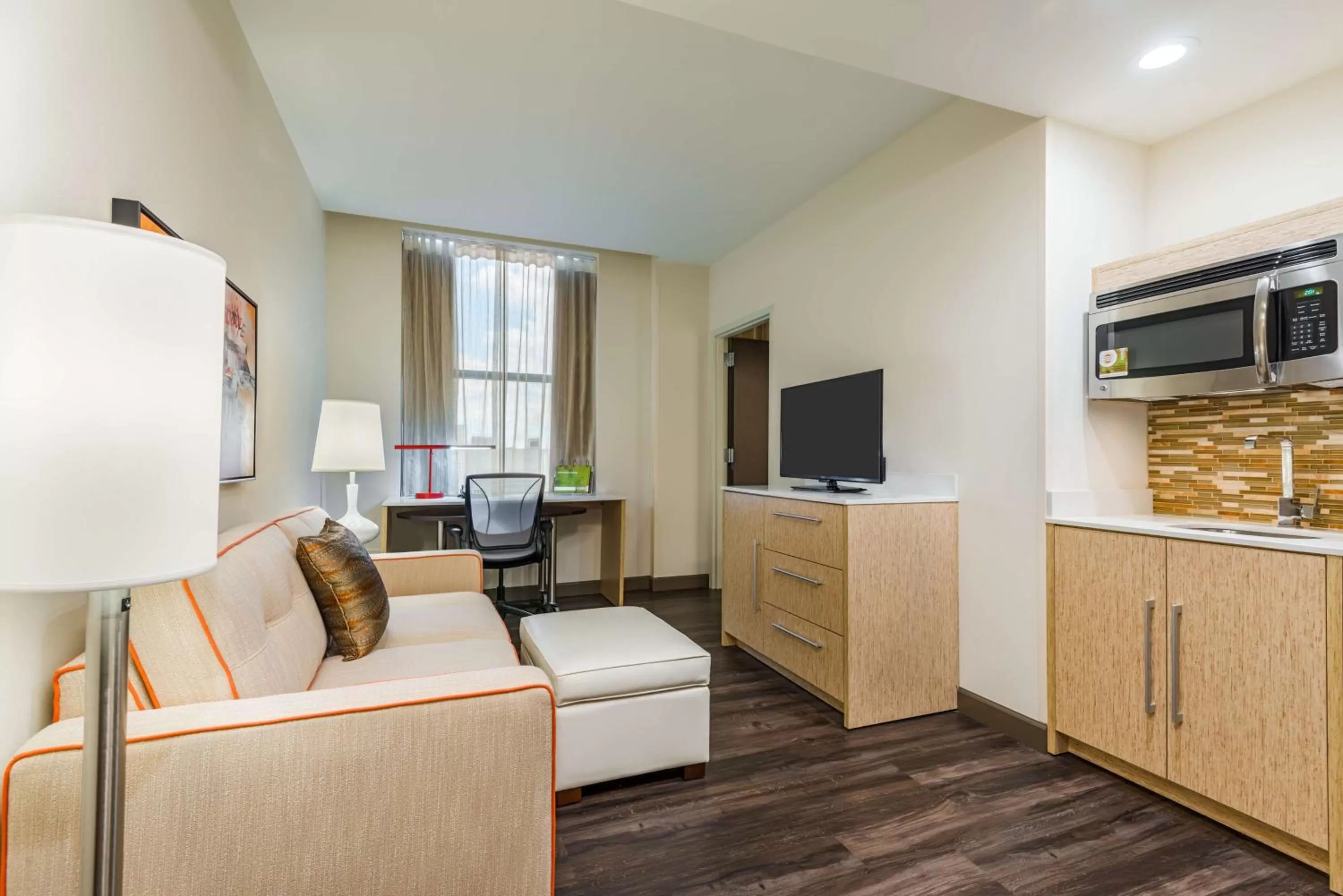 One-Bedroom Queen Suite - Non-Smoking in Home2 Suites by Hilton Atlanta Downtown