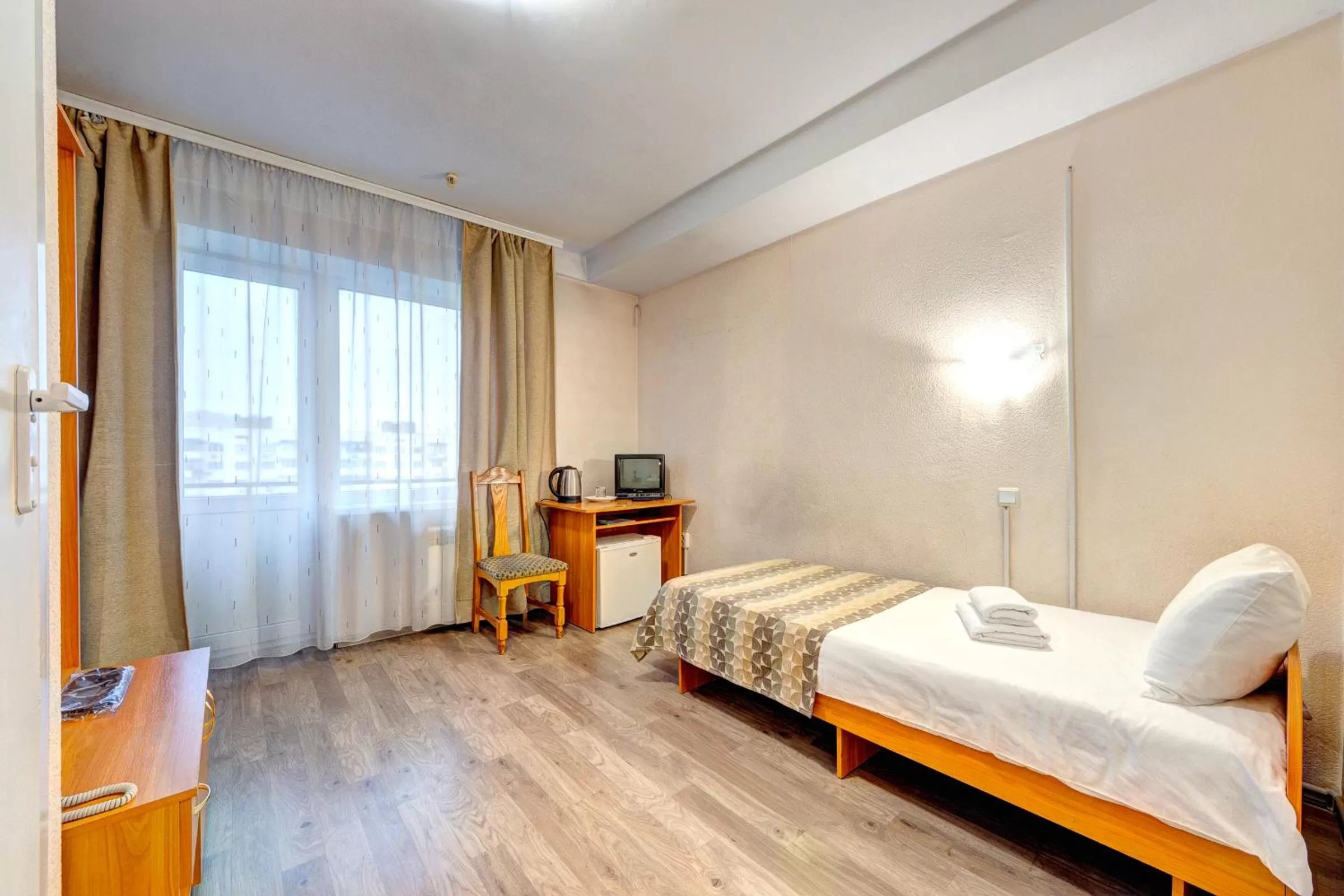 Photo of the whole room, Bed in Holosiyvsky Hotel