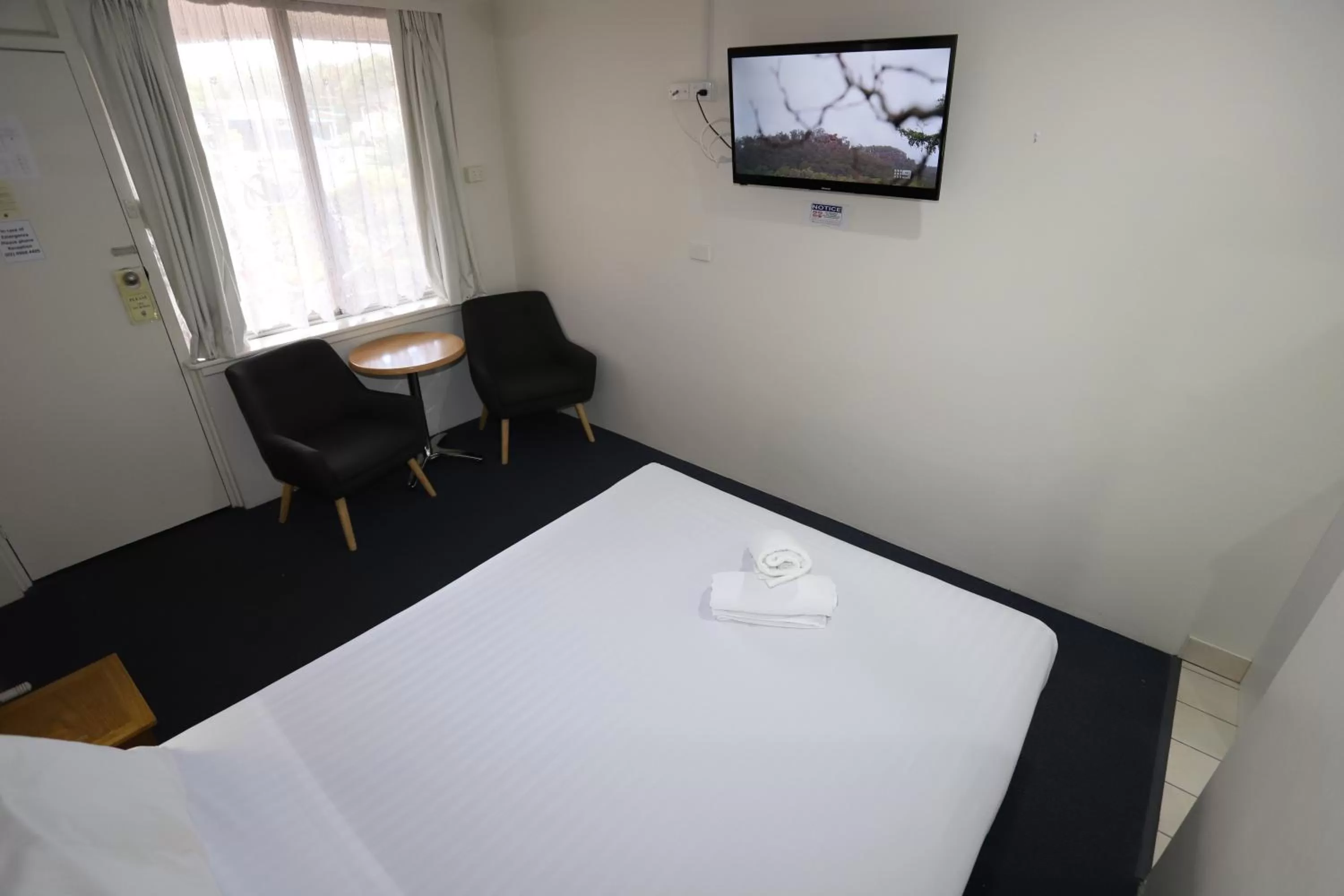 Bed in Reign Inn Newcastle