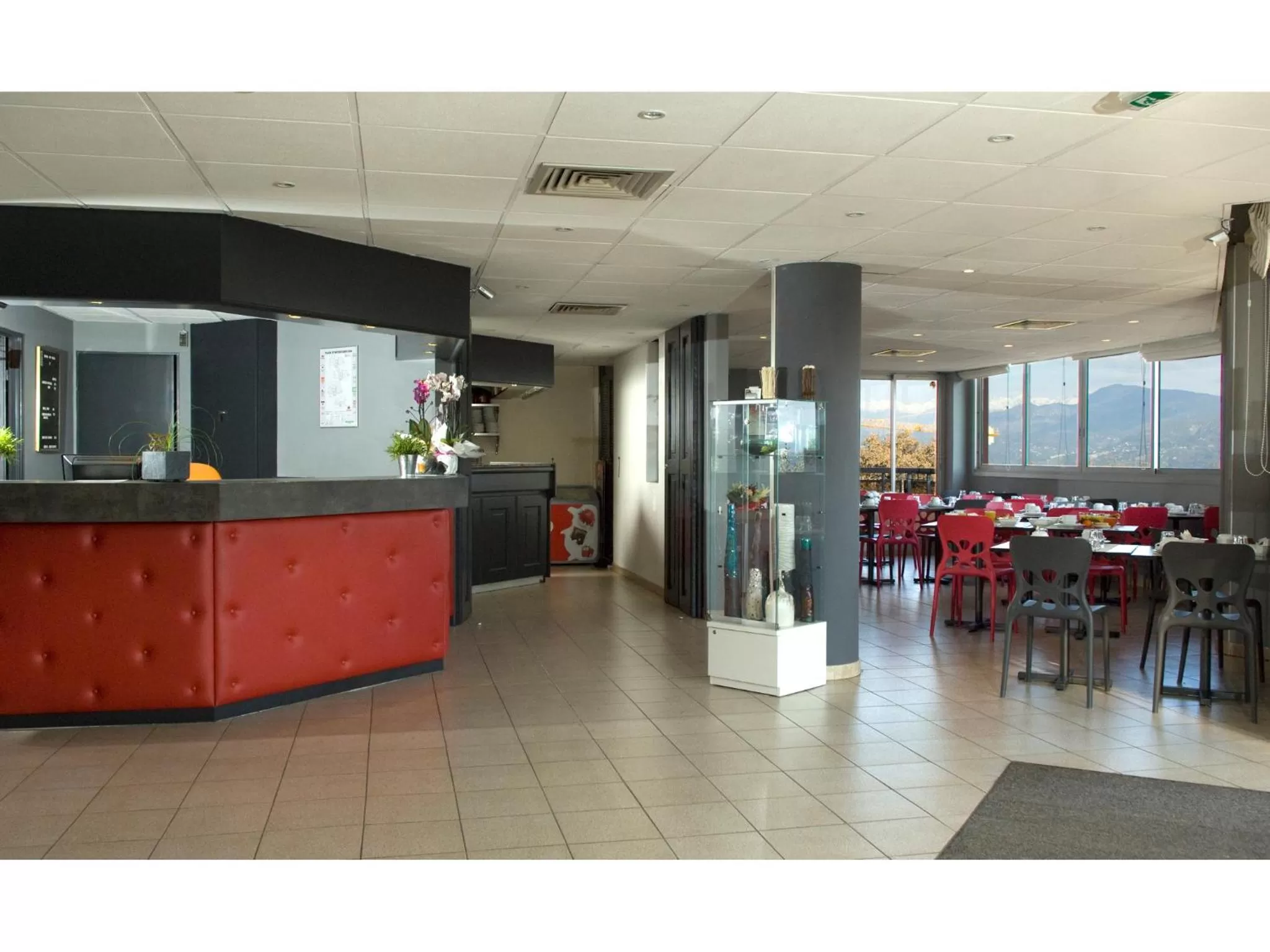 Lobby or reception in Hôtel Du Baou