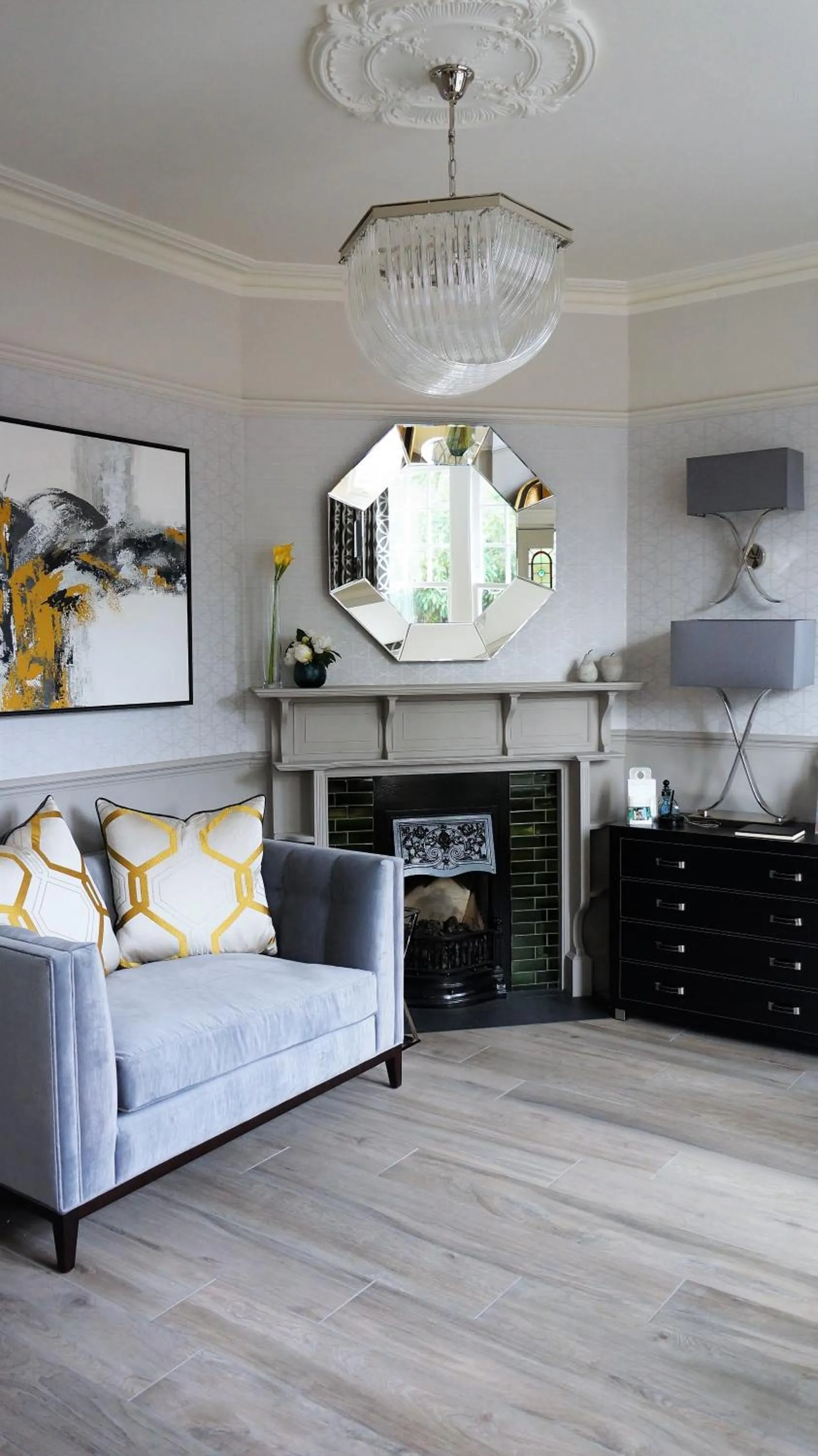 Lobby or reception in The Lawn Guest House Gatwick