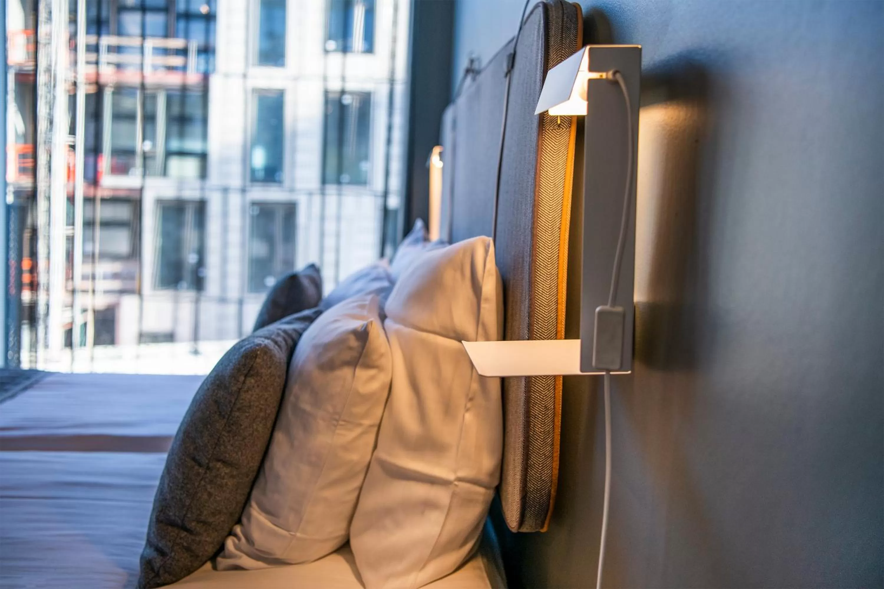 Bed in By The Pier apartments - Into This Place