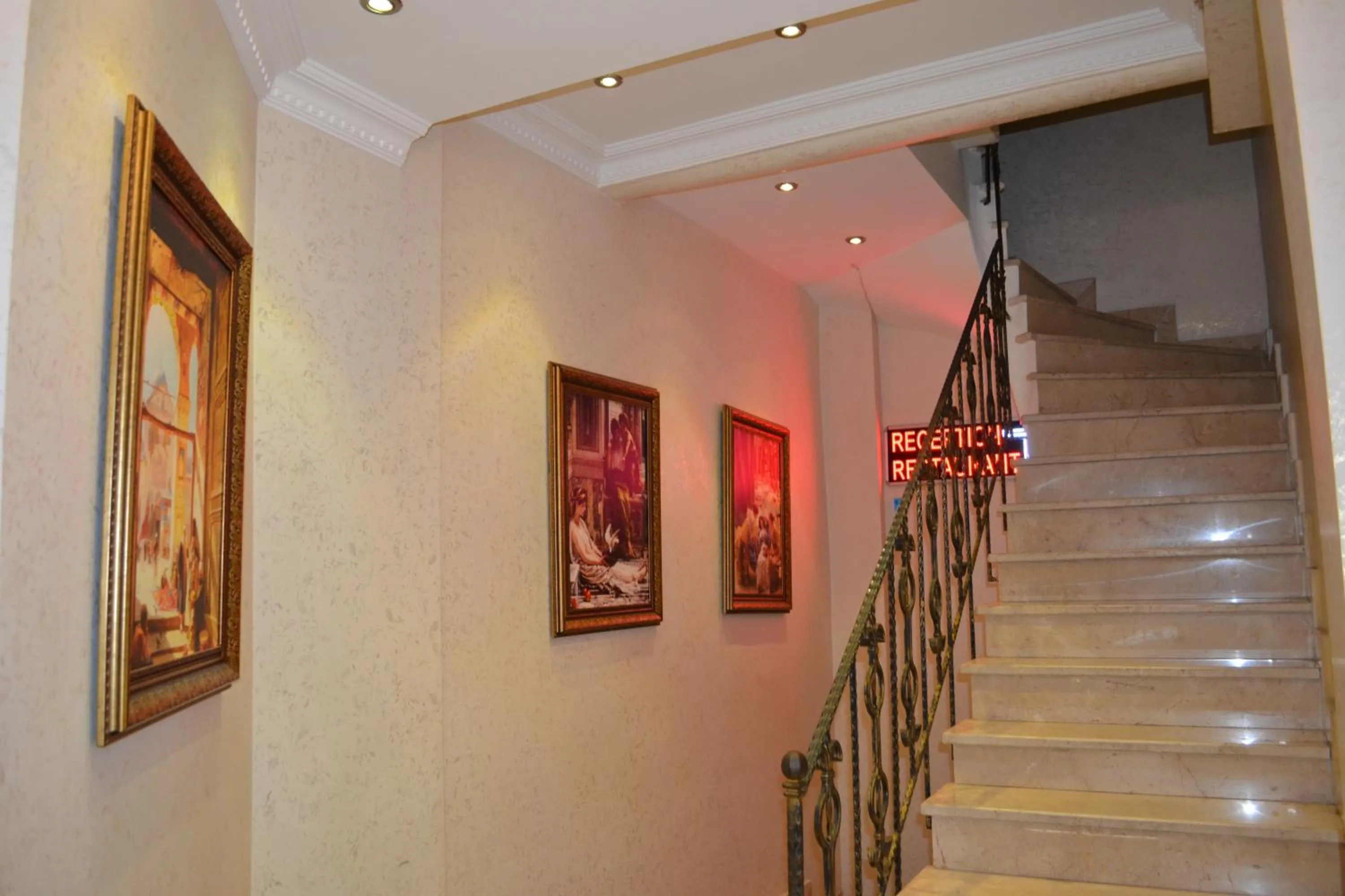 Area and facilities in New Fatih Hotel