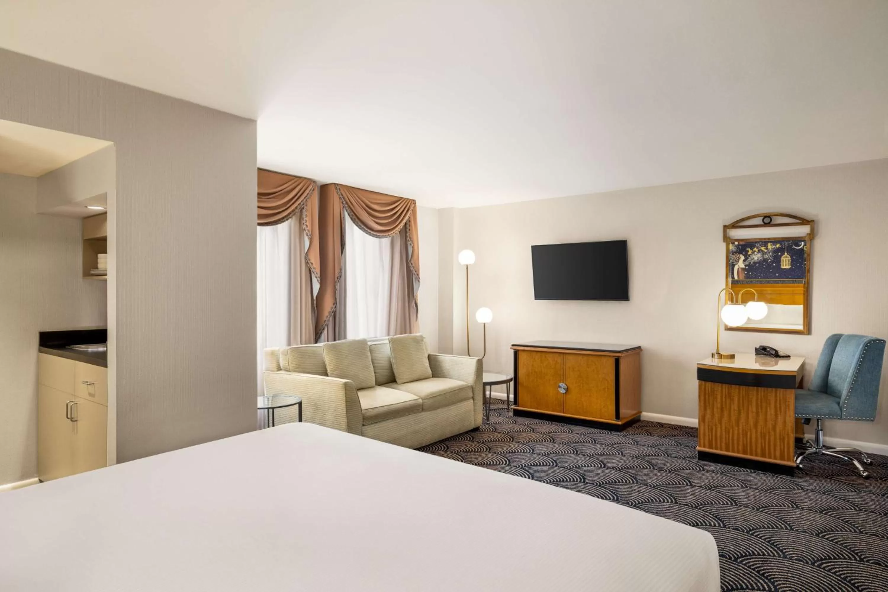 Bedroom, Bed in Inn at Great Neck