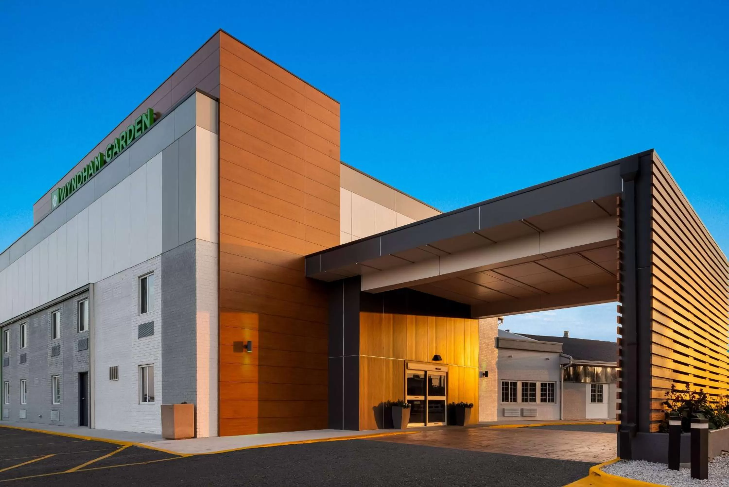 Property building in Wyndham Garden Ankeny