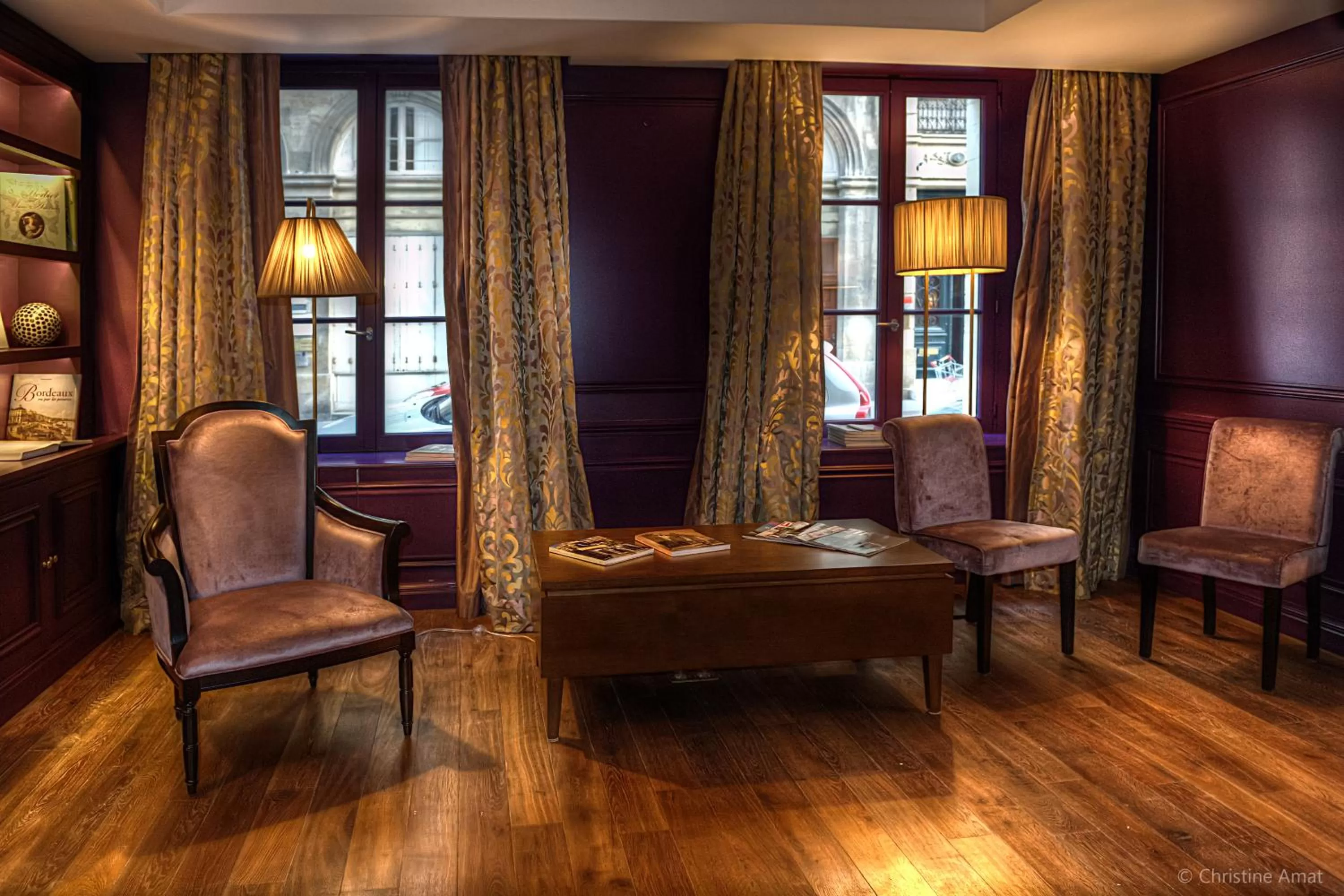 Lounge or bar in Hôtel de Sèze & Spa Bordeaux Centre