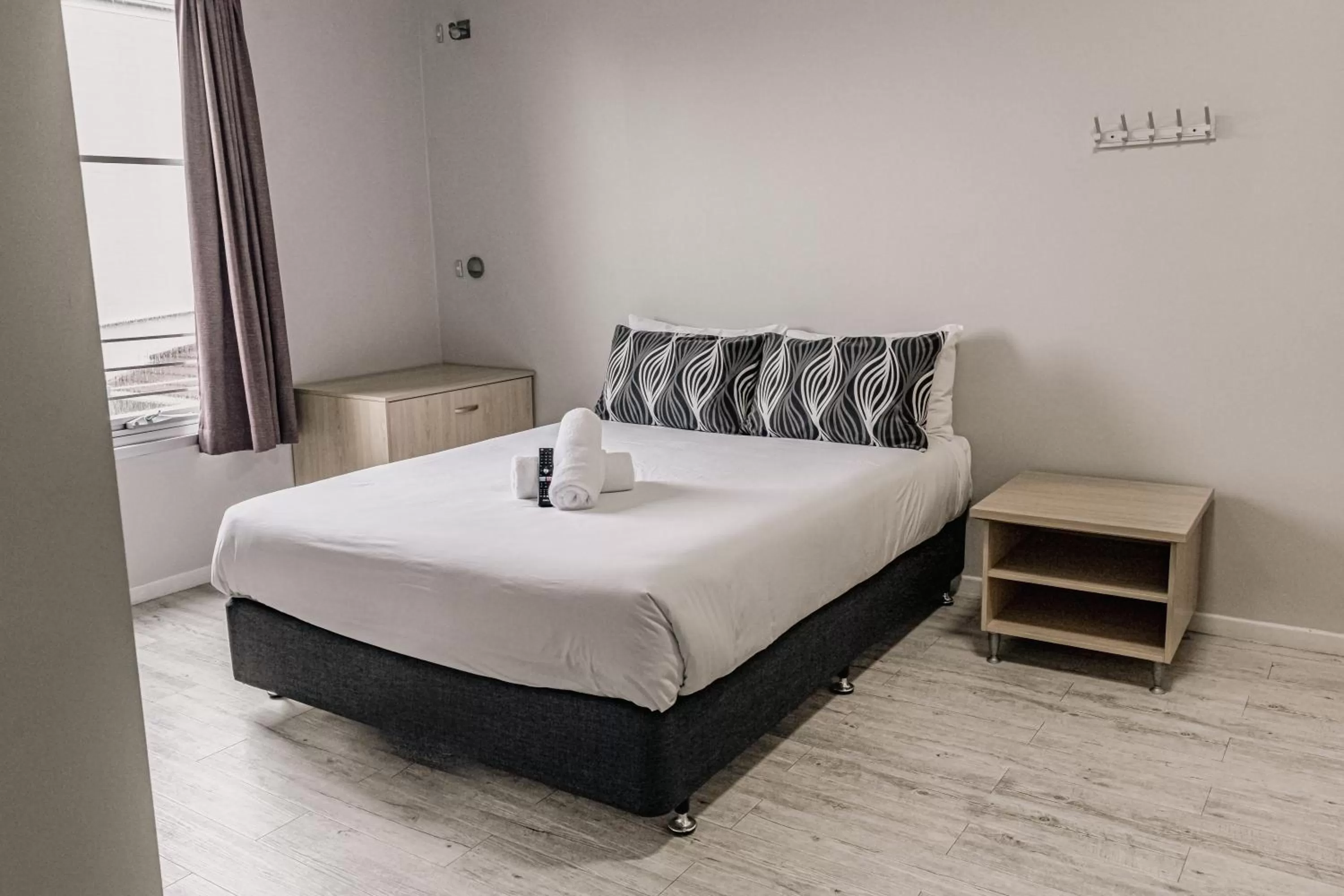 Bed in Yamba Central