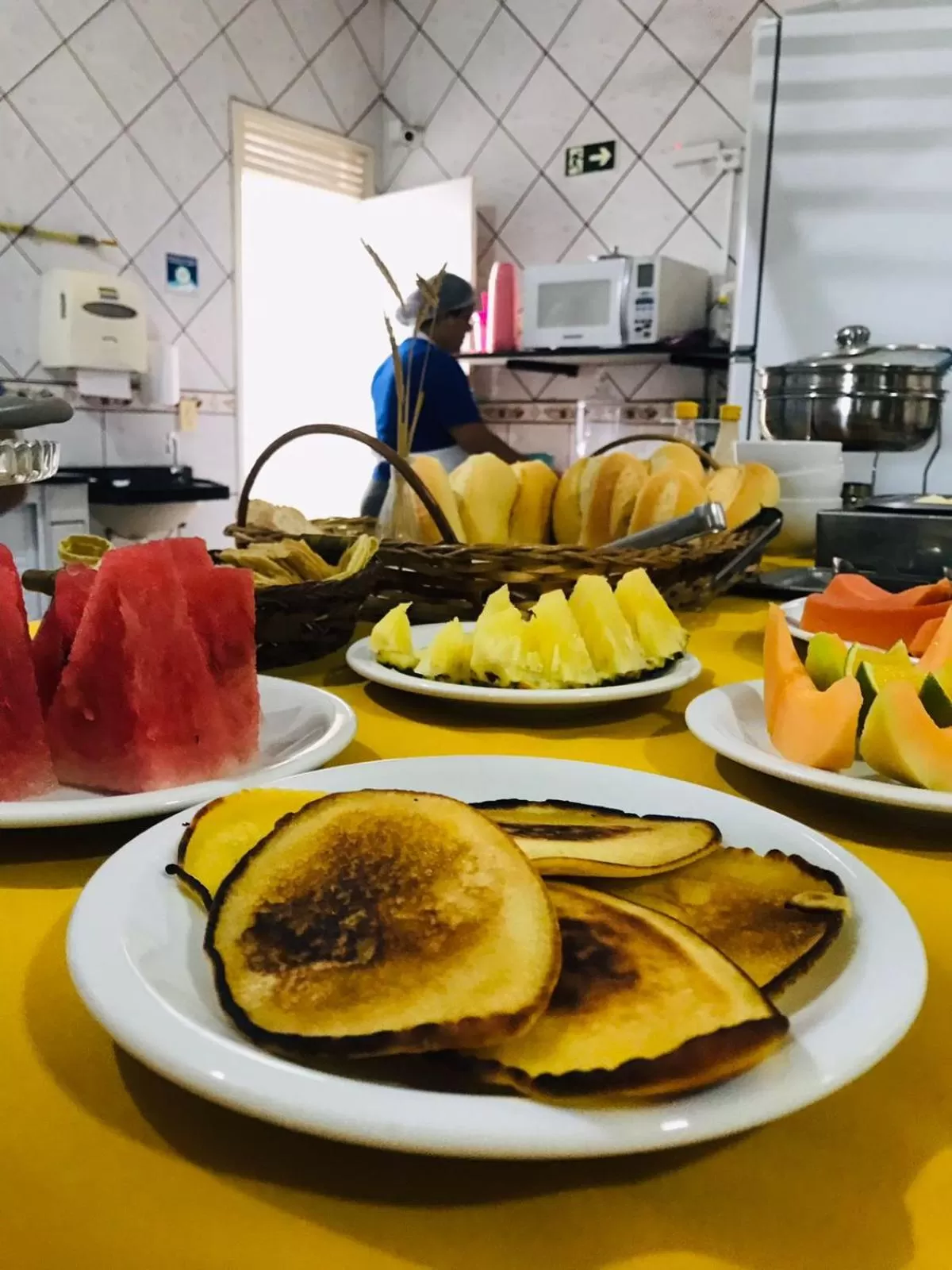Breakfast in Hotel Monólitos