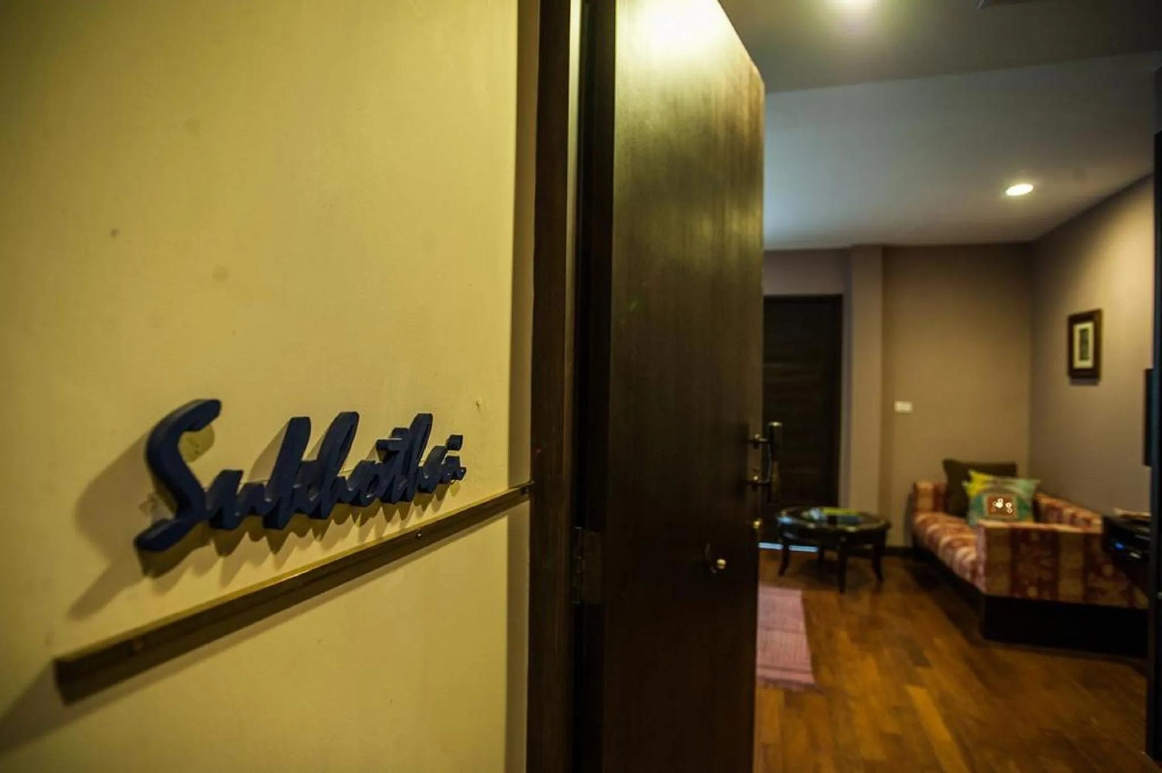 Decorative detail in Sala Arun