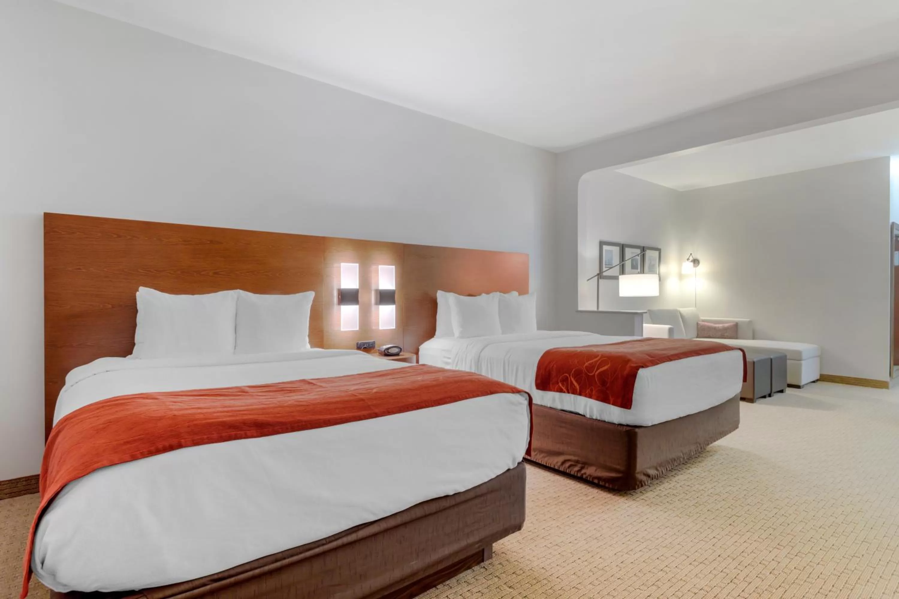 Bed in Comfort Suites La Porte - Baytown