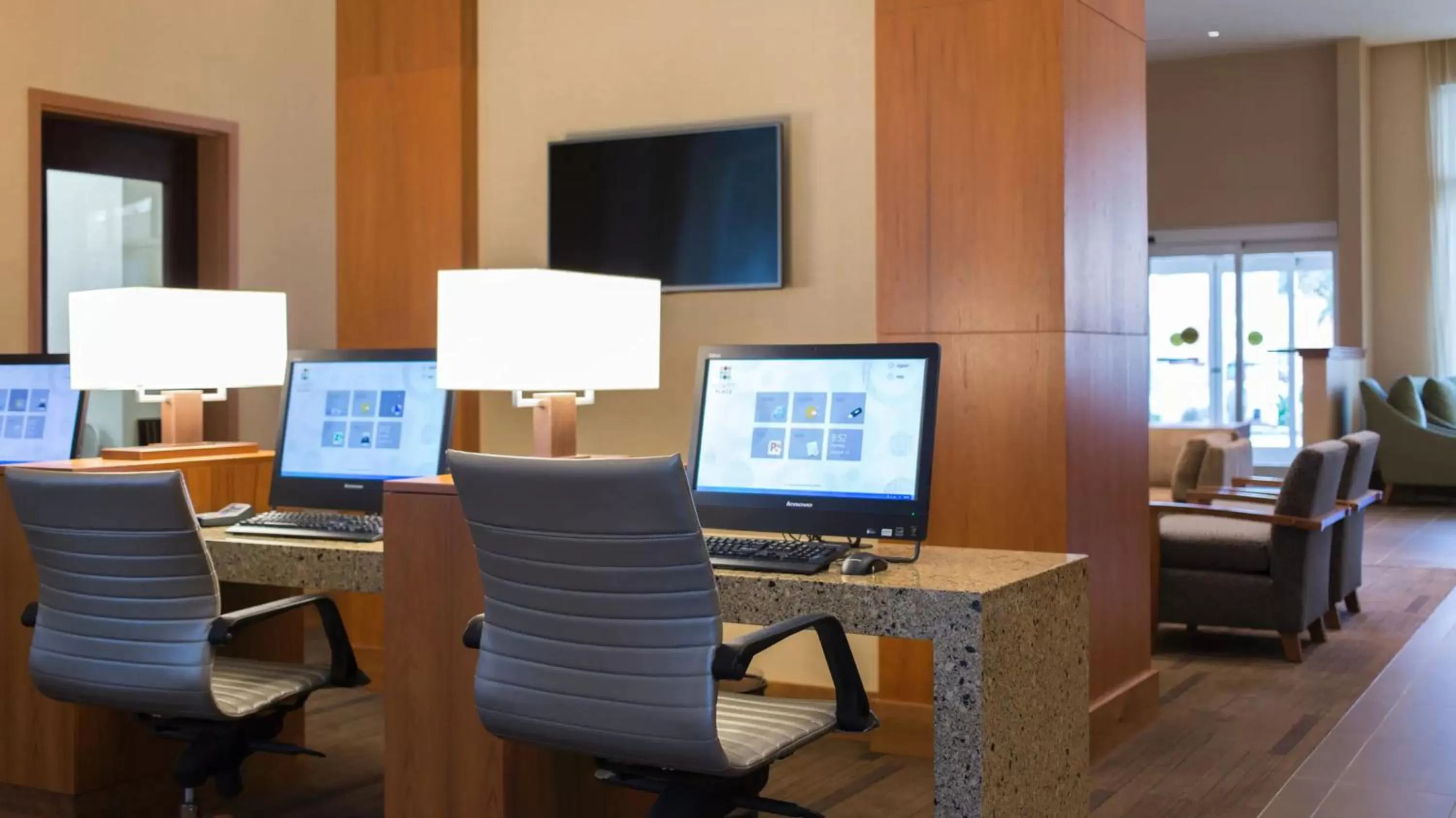 Business facilities in Hyatt Place Charleston - Historic District