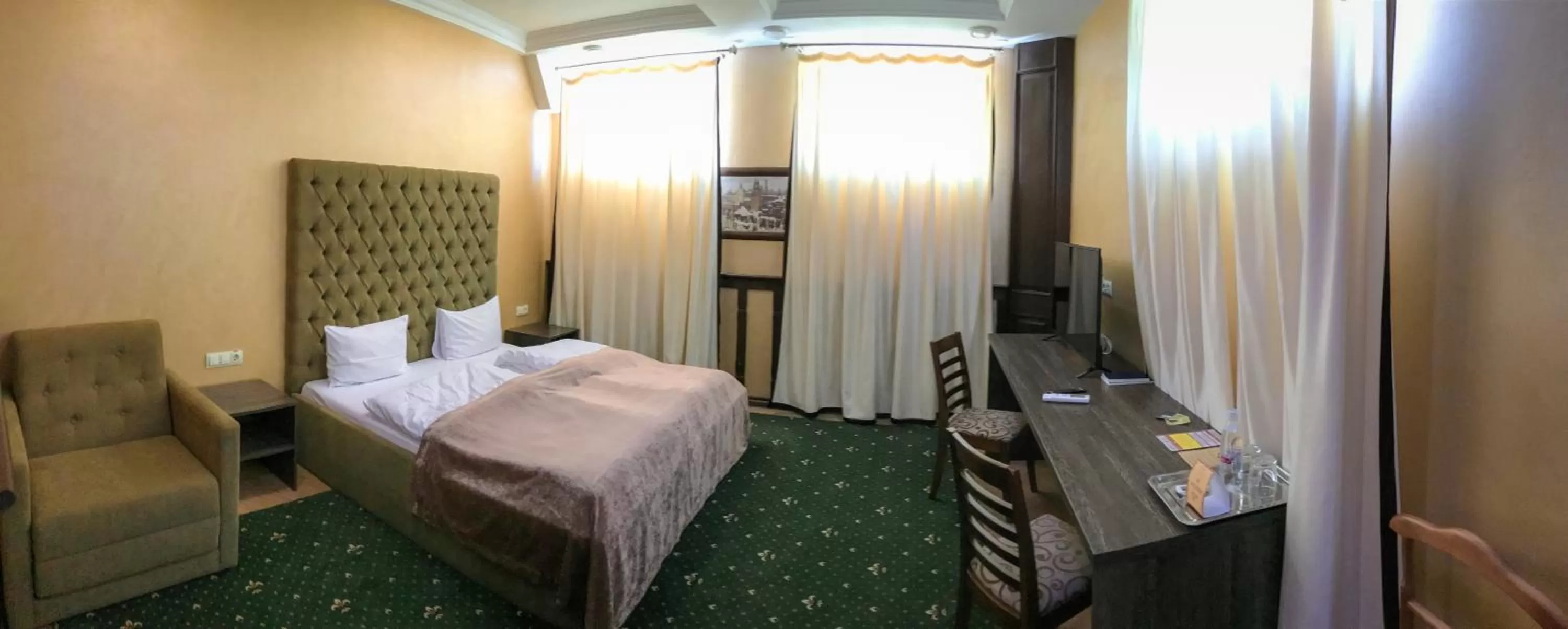 TV and multimedia, Bed in Pivdenna Brama