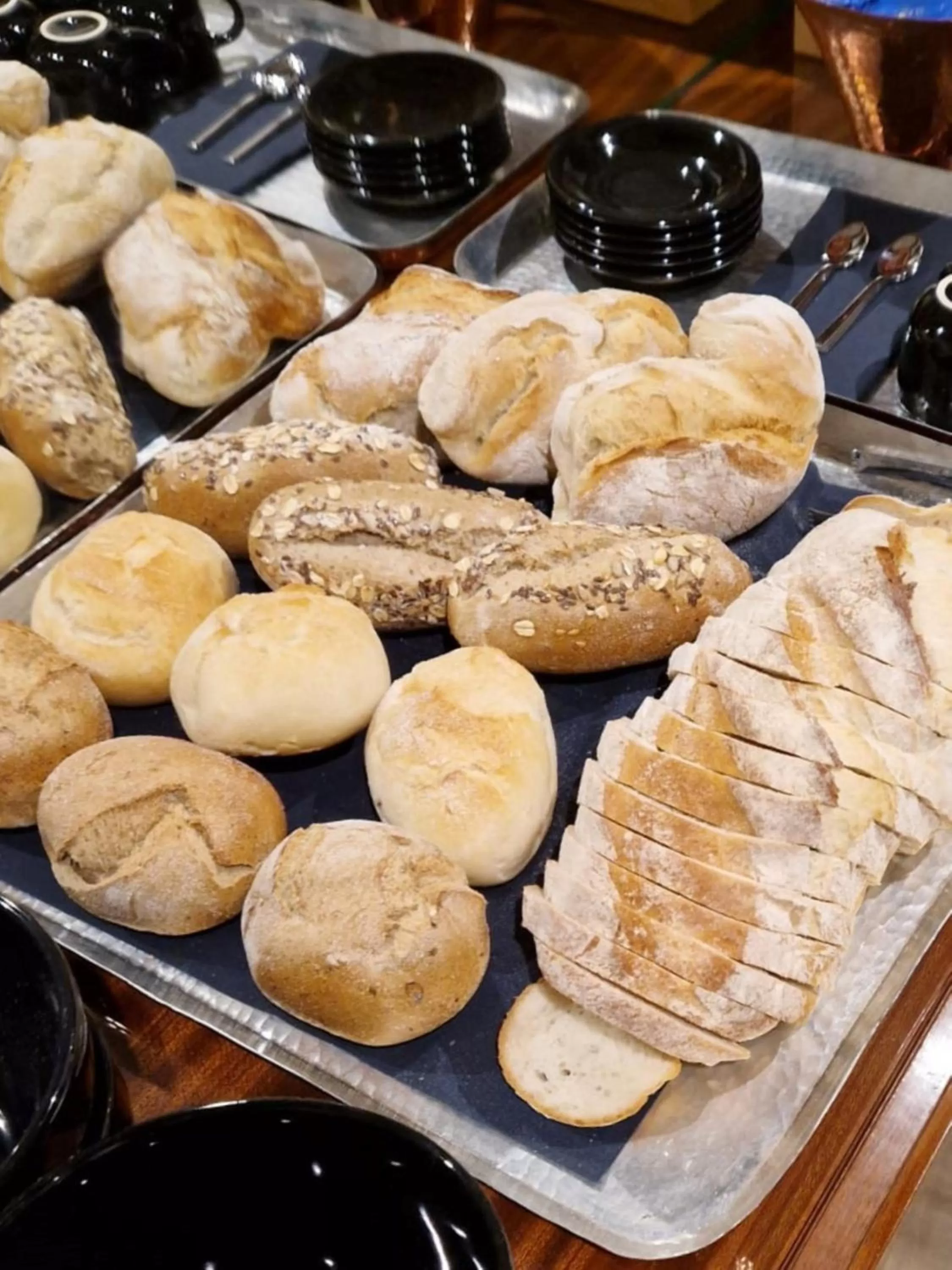 Buffet breakfast in Almadina Smart Luxury