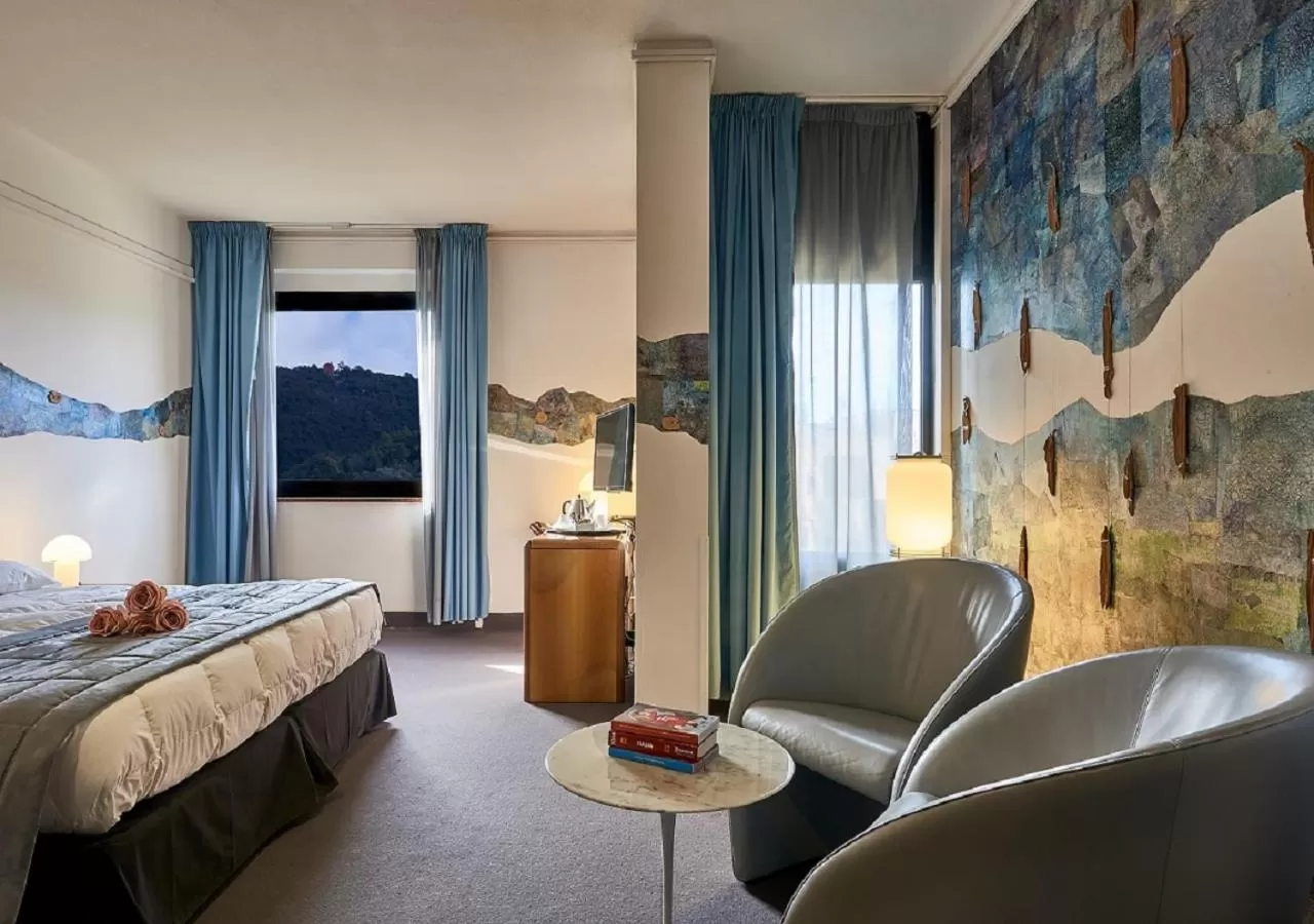 Photo of the whole room, Bed in Albornoz Palace Hotel