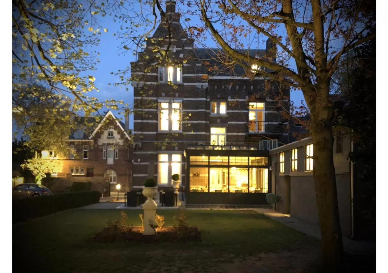 Property building in Boutique Hotel Huys van Steyns