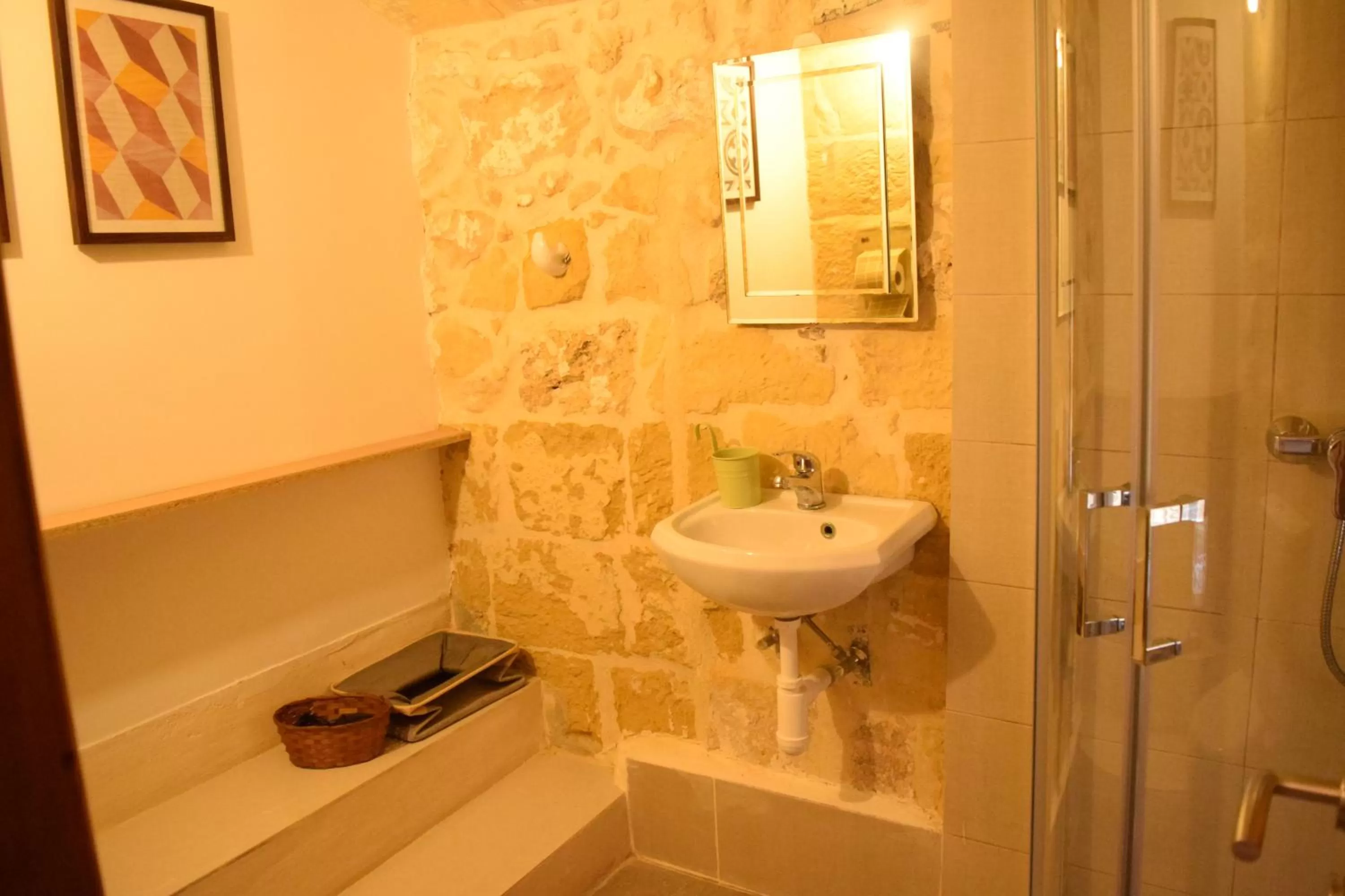 Photo of the whole room in St George of Lydda B&B