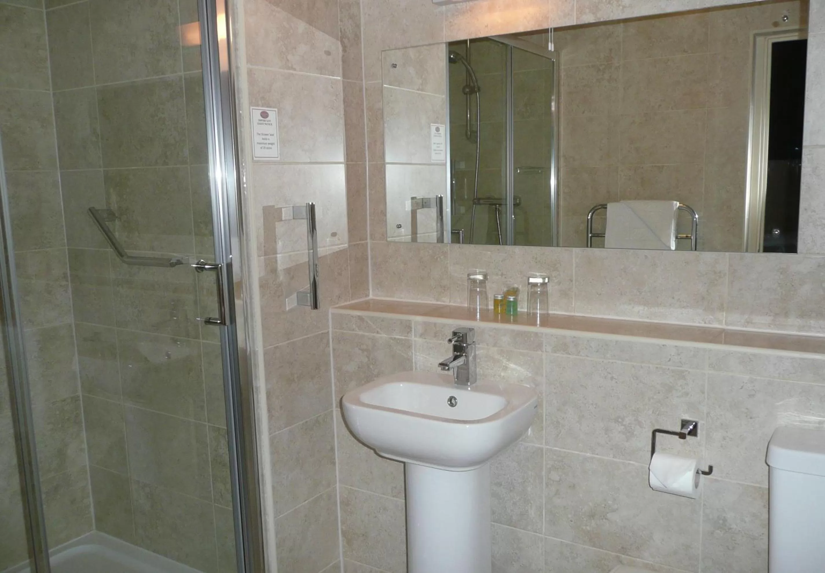 Bathroom in The Old Ginn House Inn