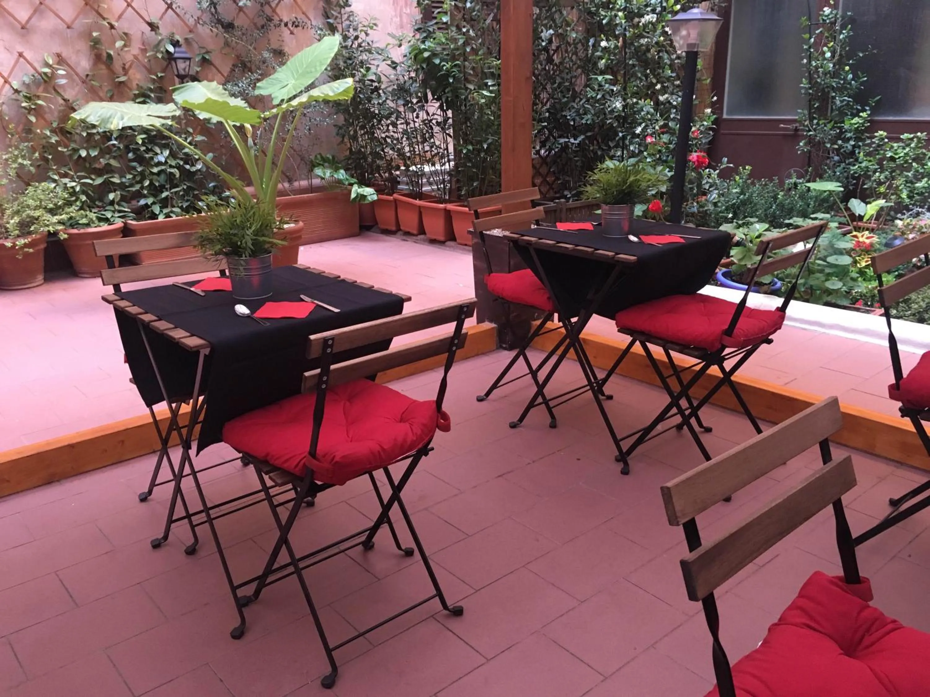 Patio in Dulcis In Pantheon