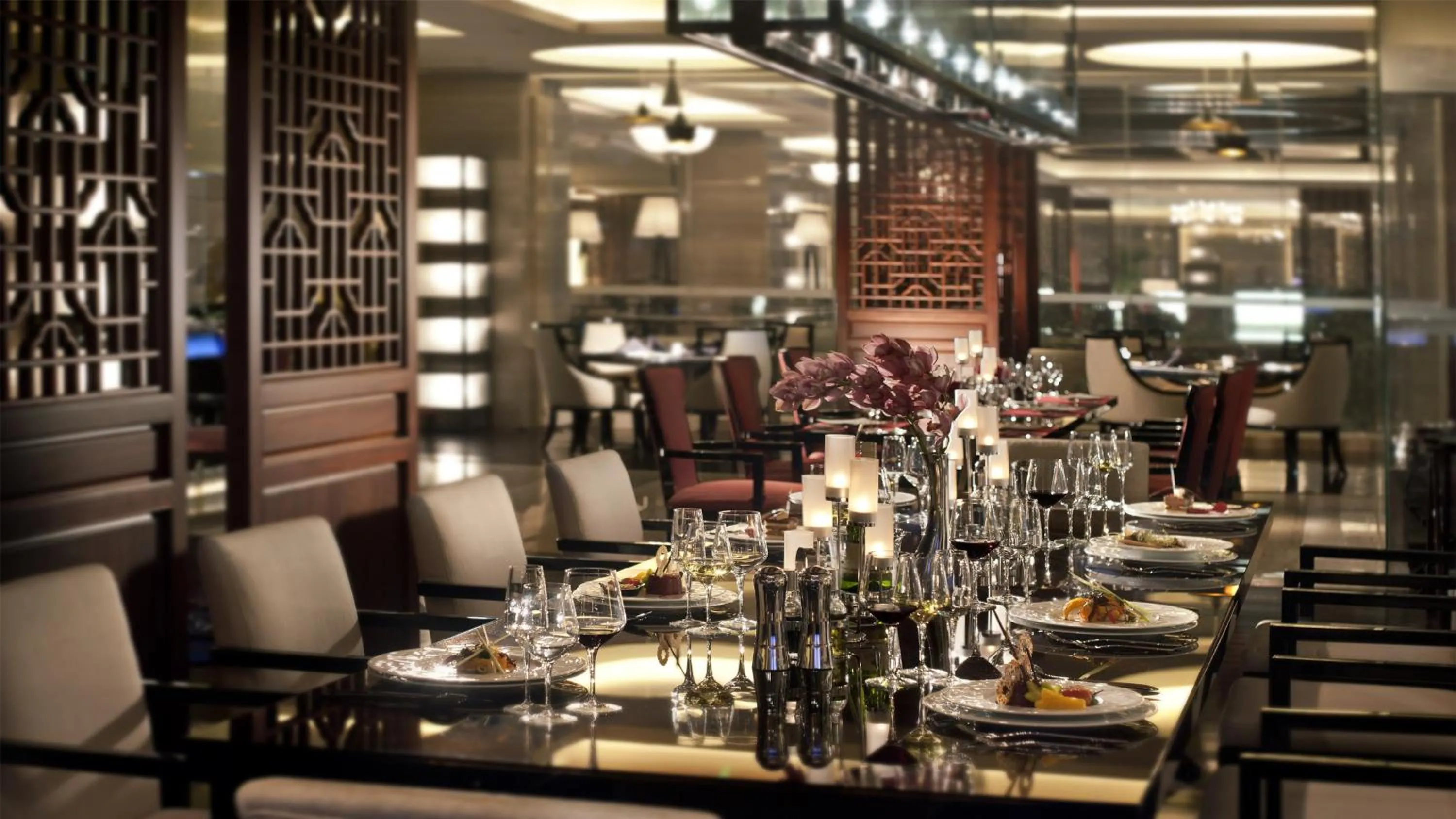 Restaurant/places to eat in Crowne Plaza Xi'an by IHG