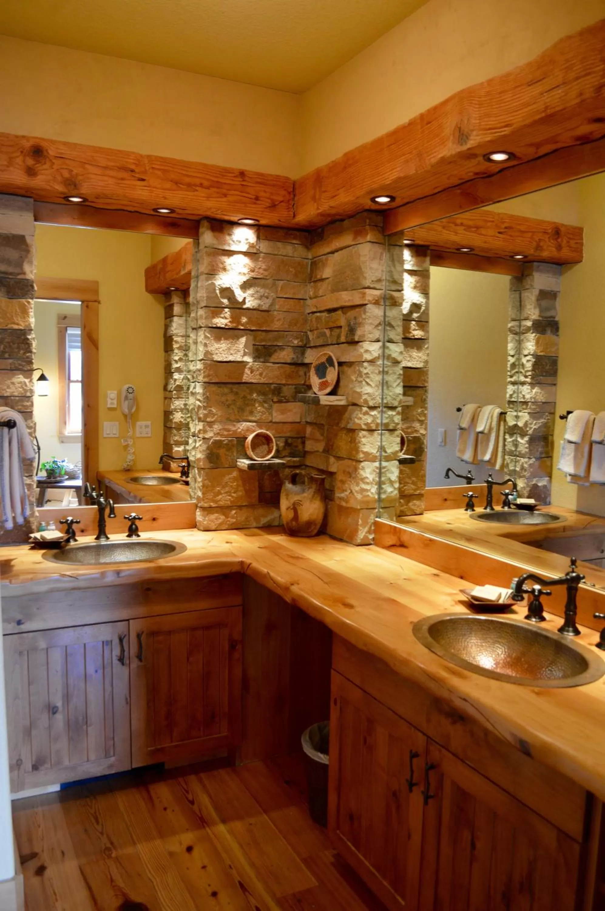 Bathroom in Niwot Inn & Spa