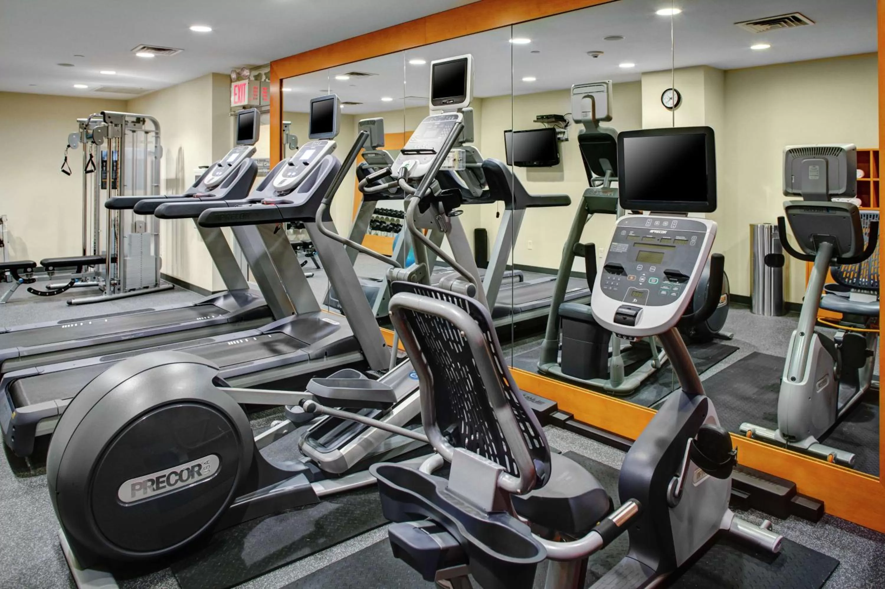 Fitness centre/facilities in Hilton Garden Inn New York/Manhattan-Chelsea