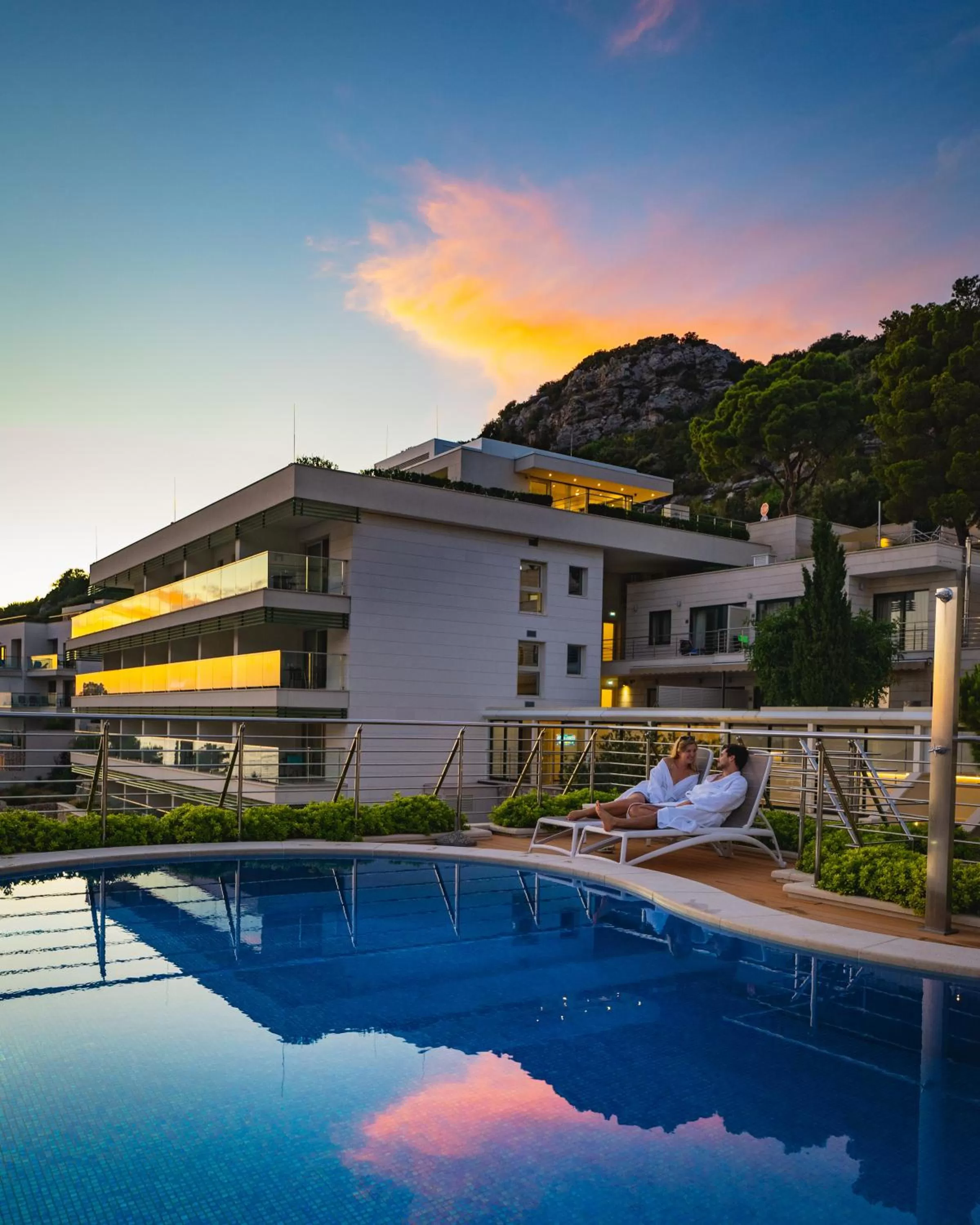 Swimming pool in Hotel More