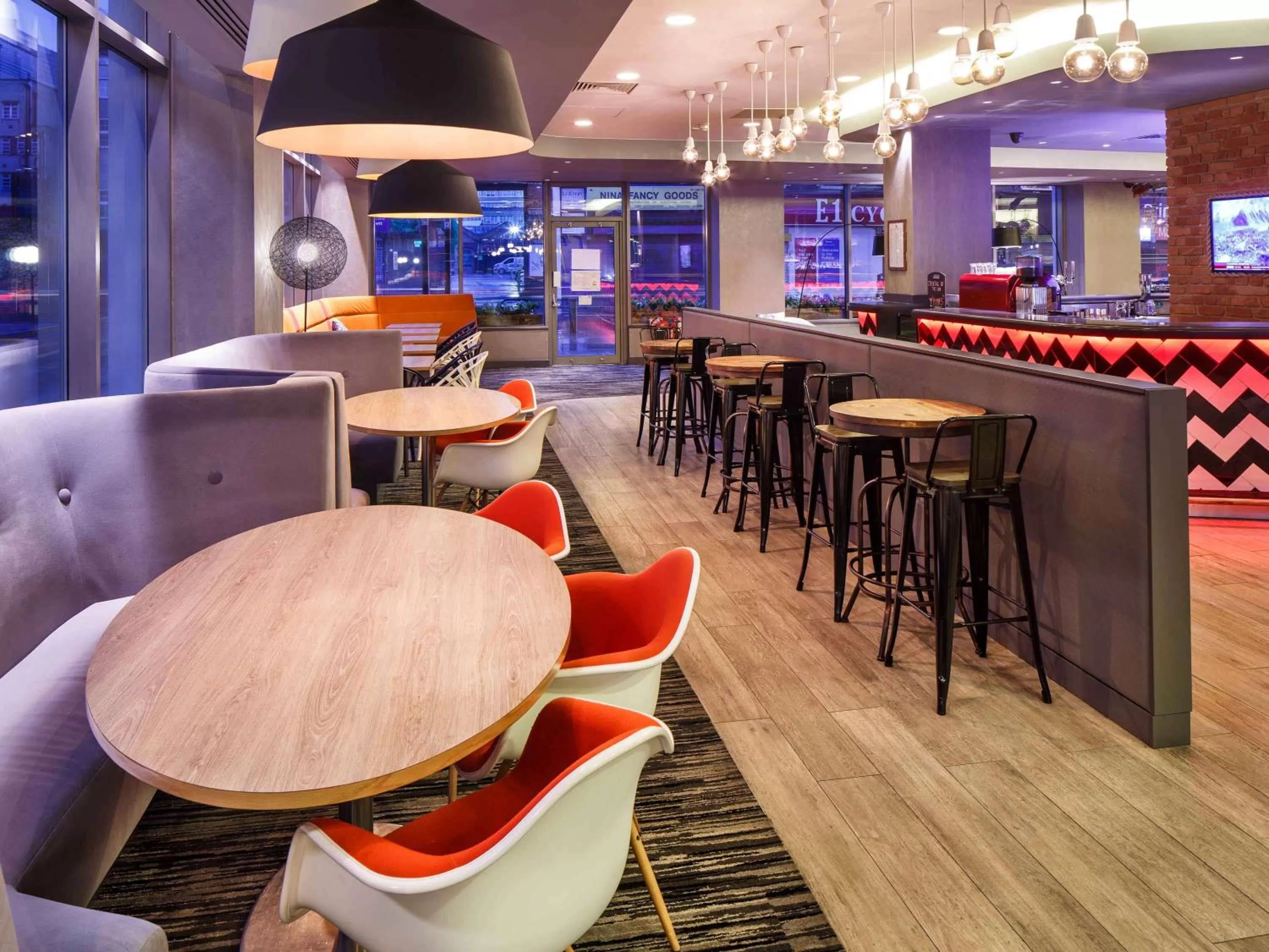 Restaurant/places to eat in ibis London City - Shoreditch