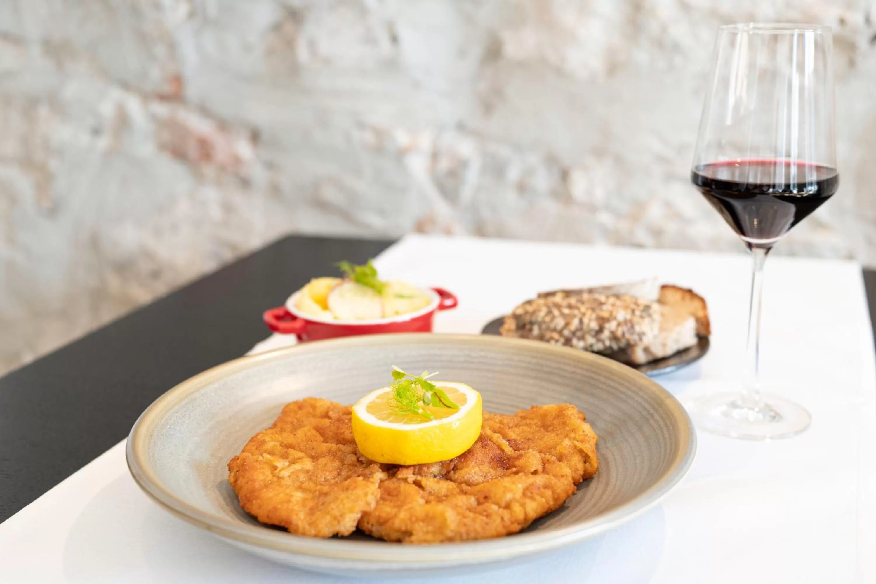 Restaurant/places to eat in Hotel Des Alpes