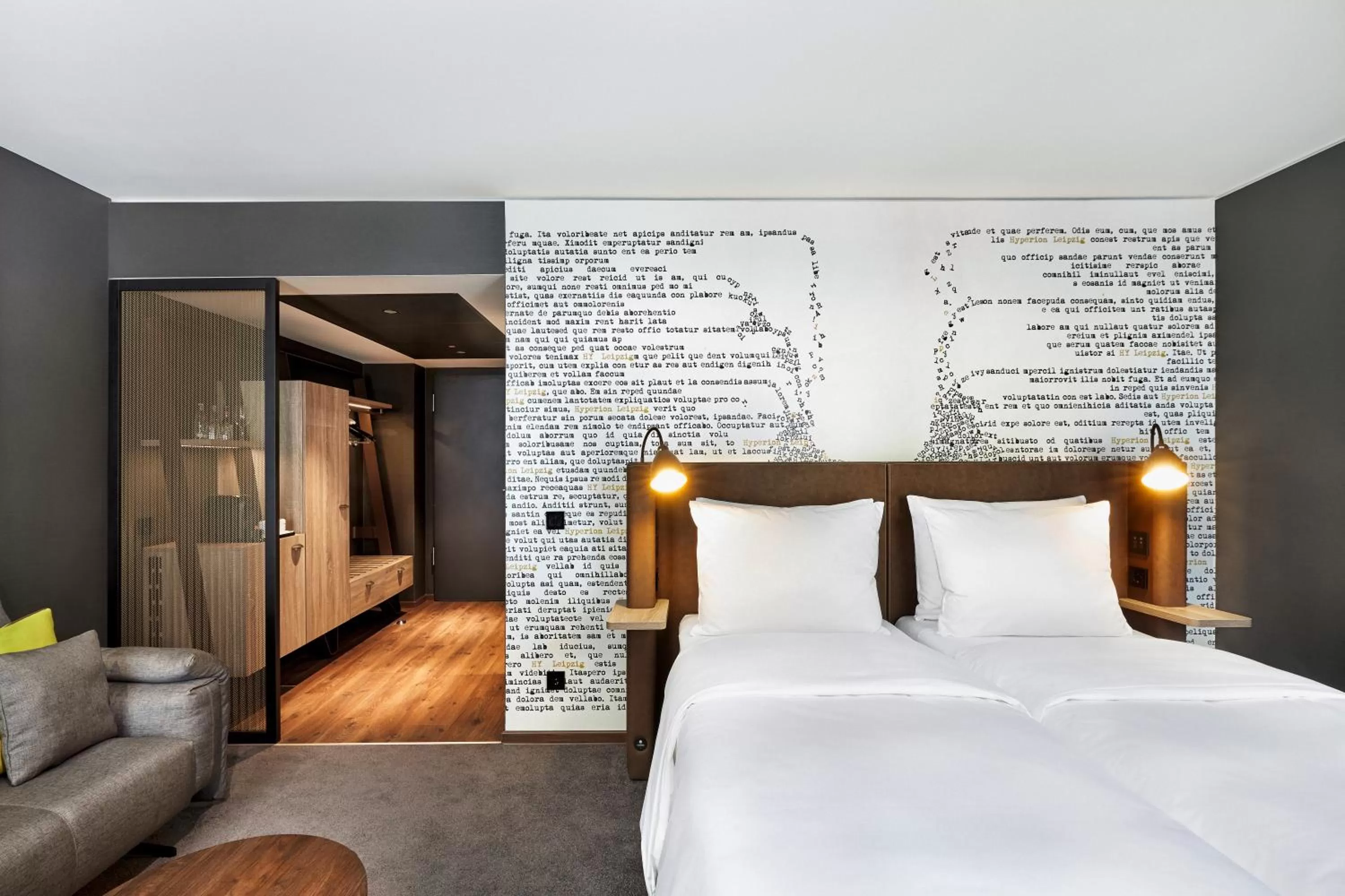 Seating area, Bed in HYPERION Hotel Leipzig