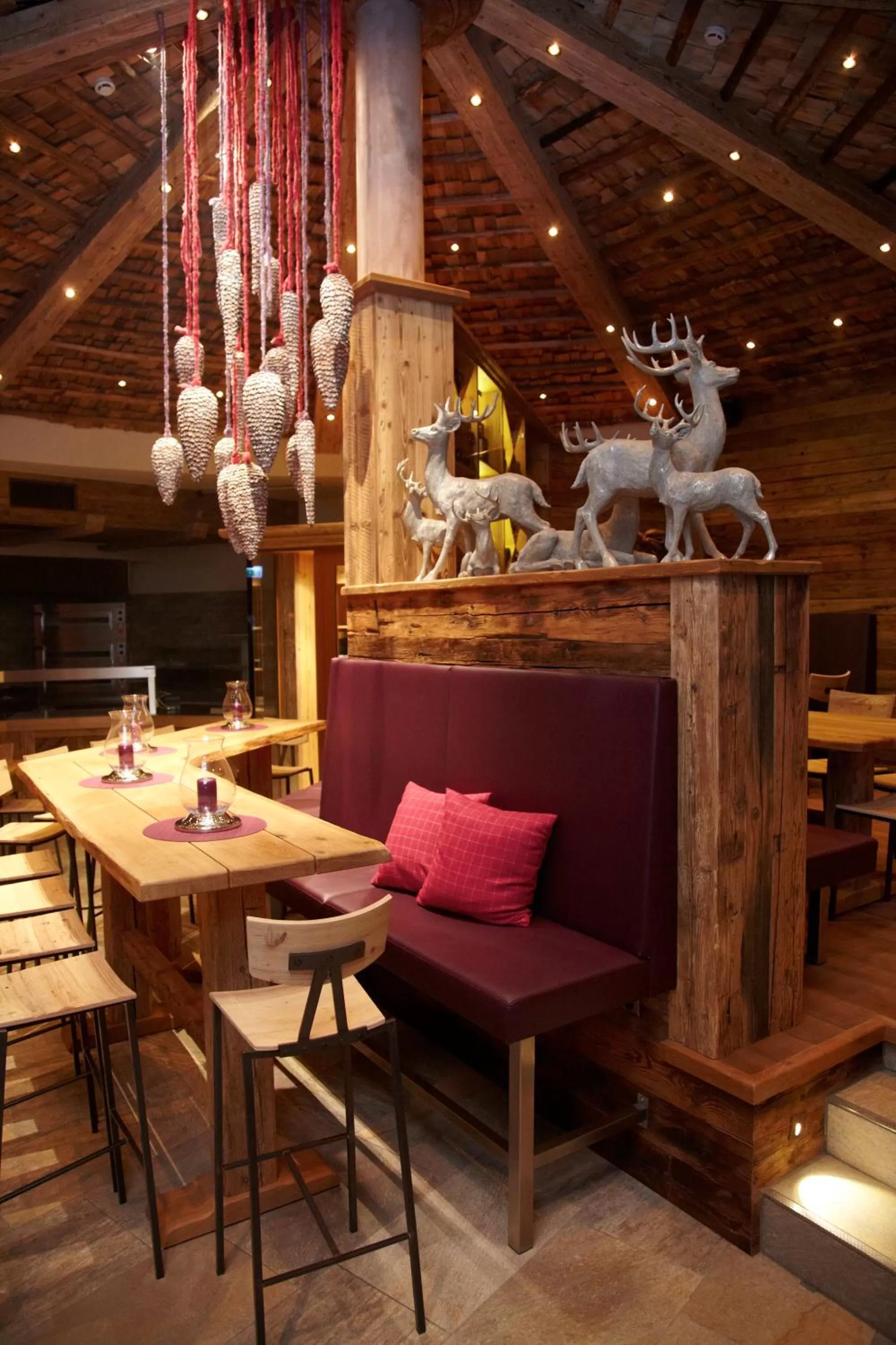 Lounge or bar, Restaurant/Places to Eat in Berghotel Schmittenhöhe