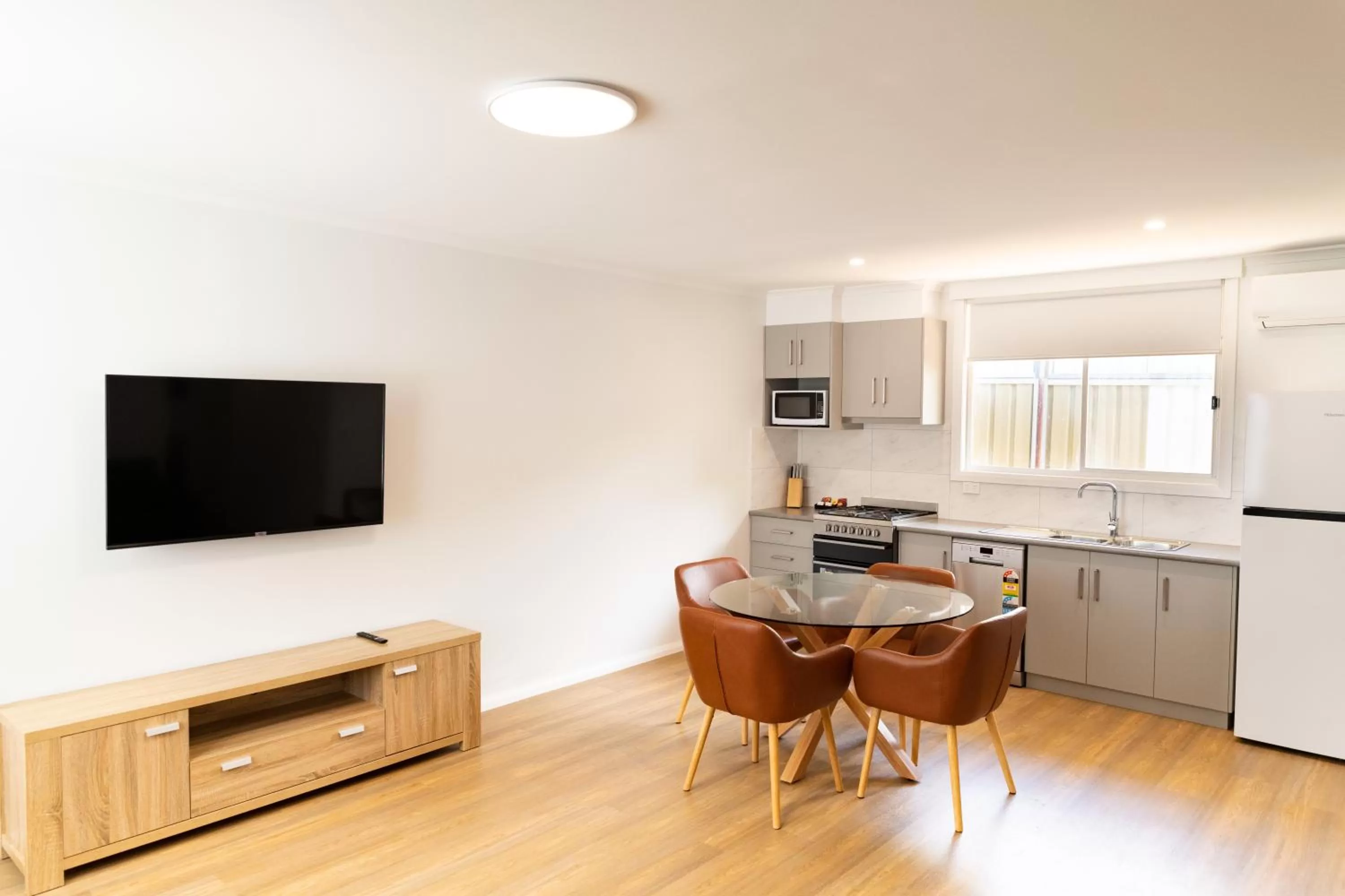 TV and multimedia in Econo Lodge Mildura