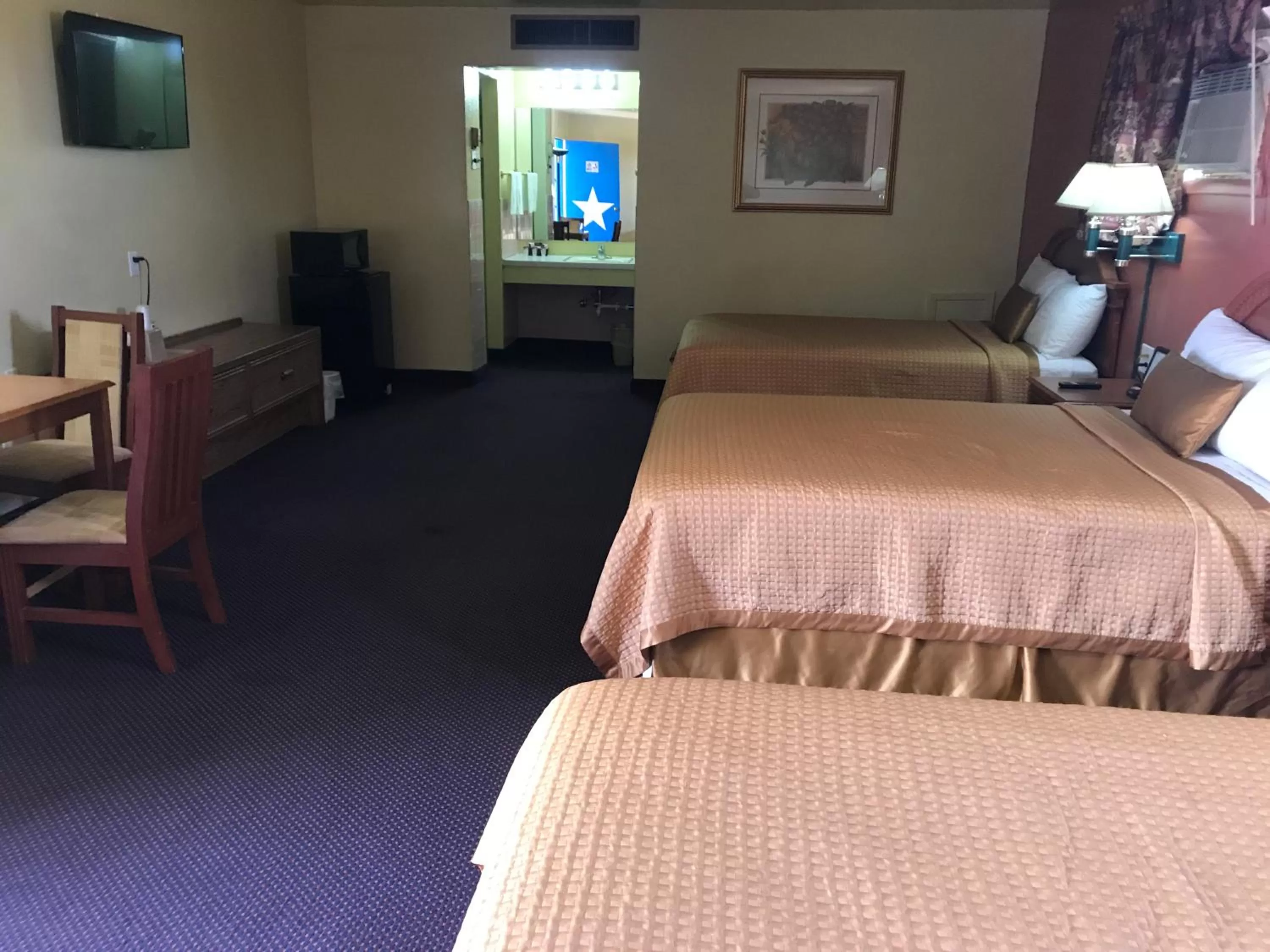 Bed in Shamrock Country Inn