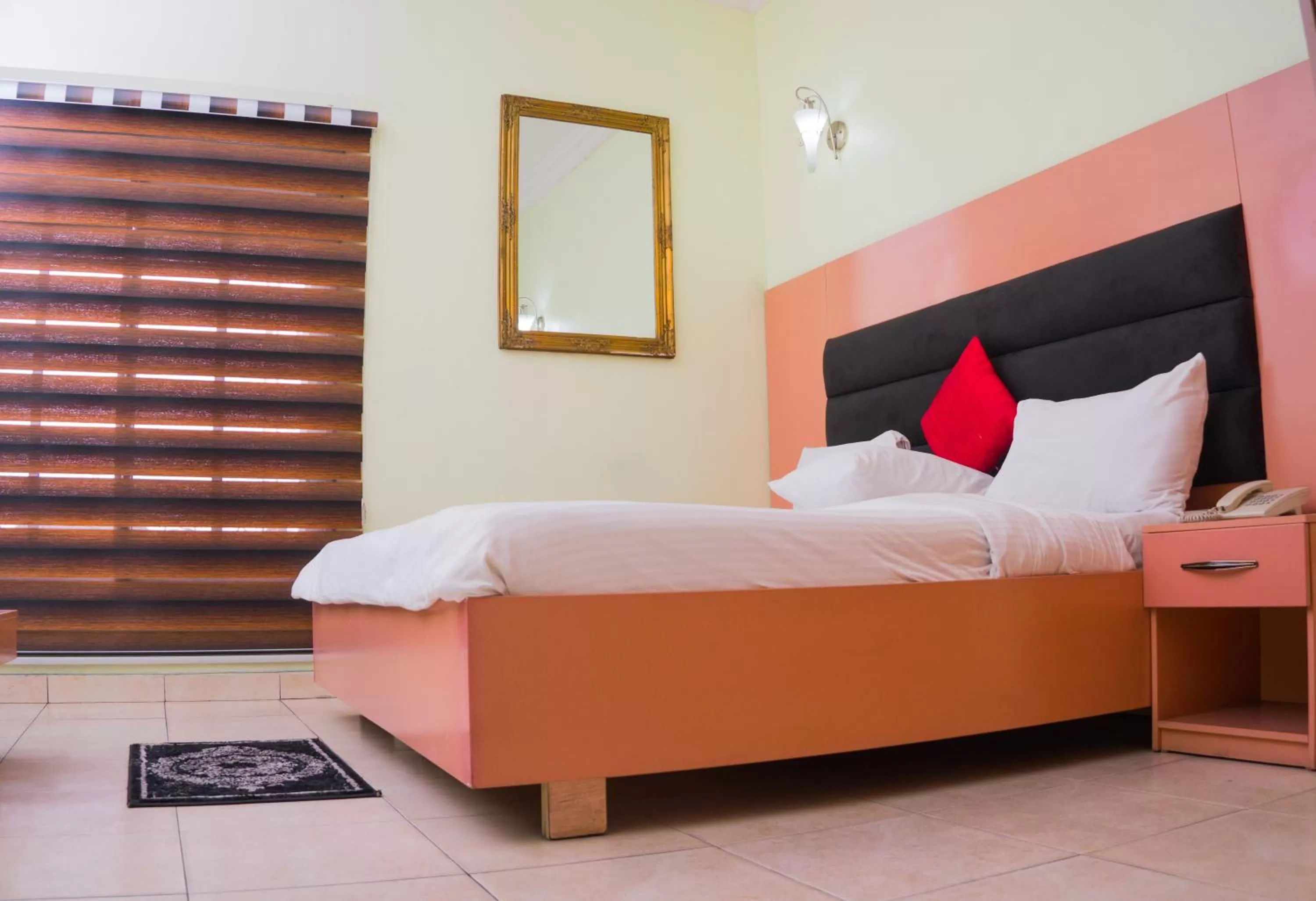 Bed in 1804 Boutique Hotel