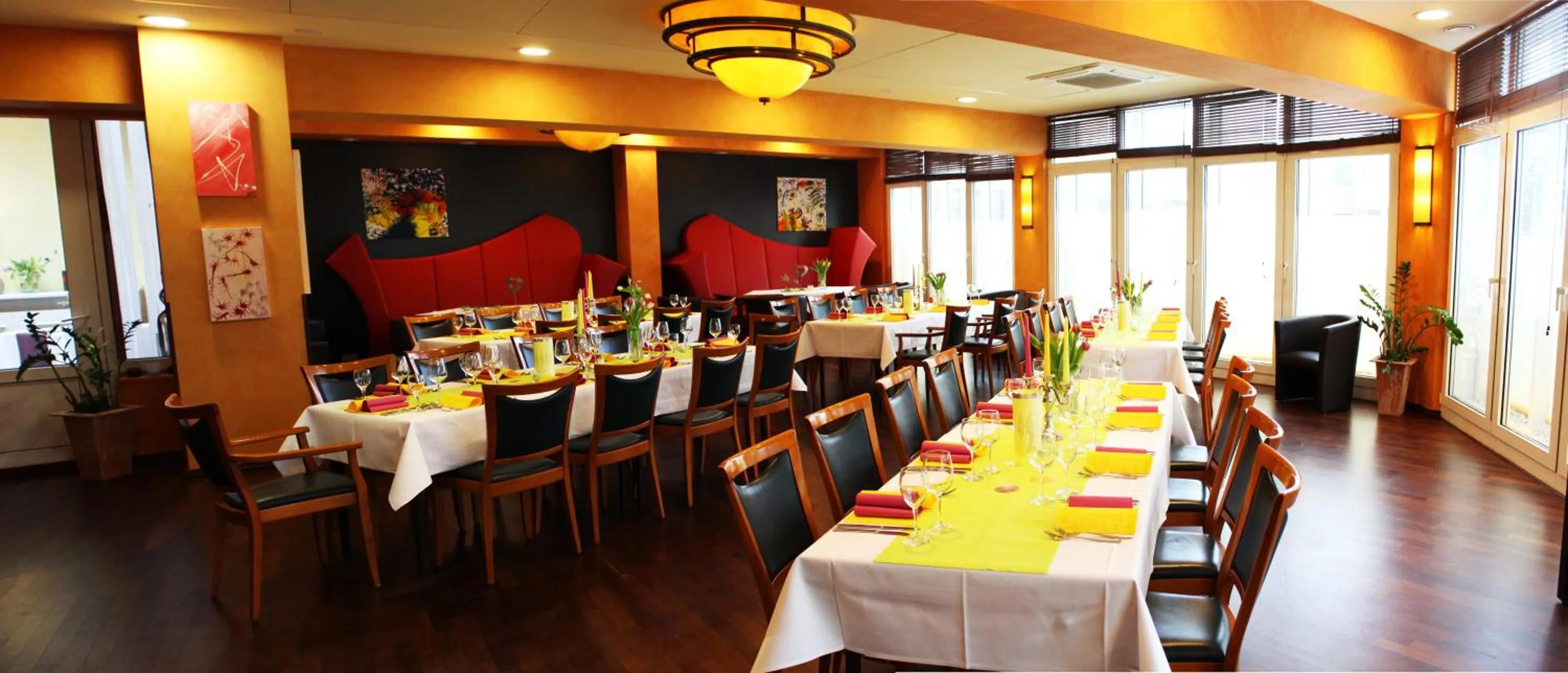 Banquet/Function facilities in Hotel-Restaurant Amadeus