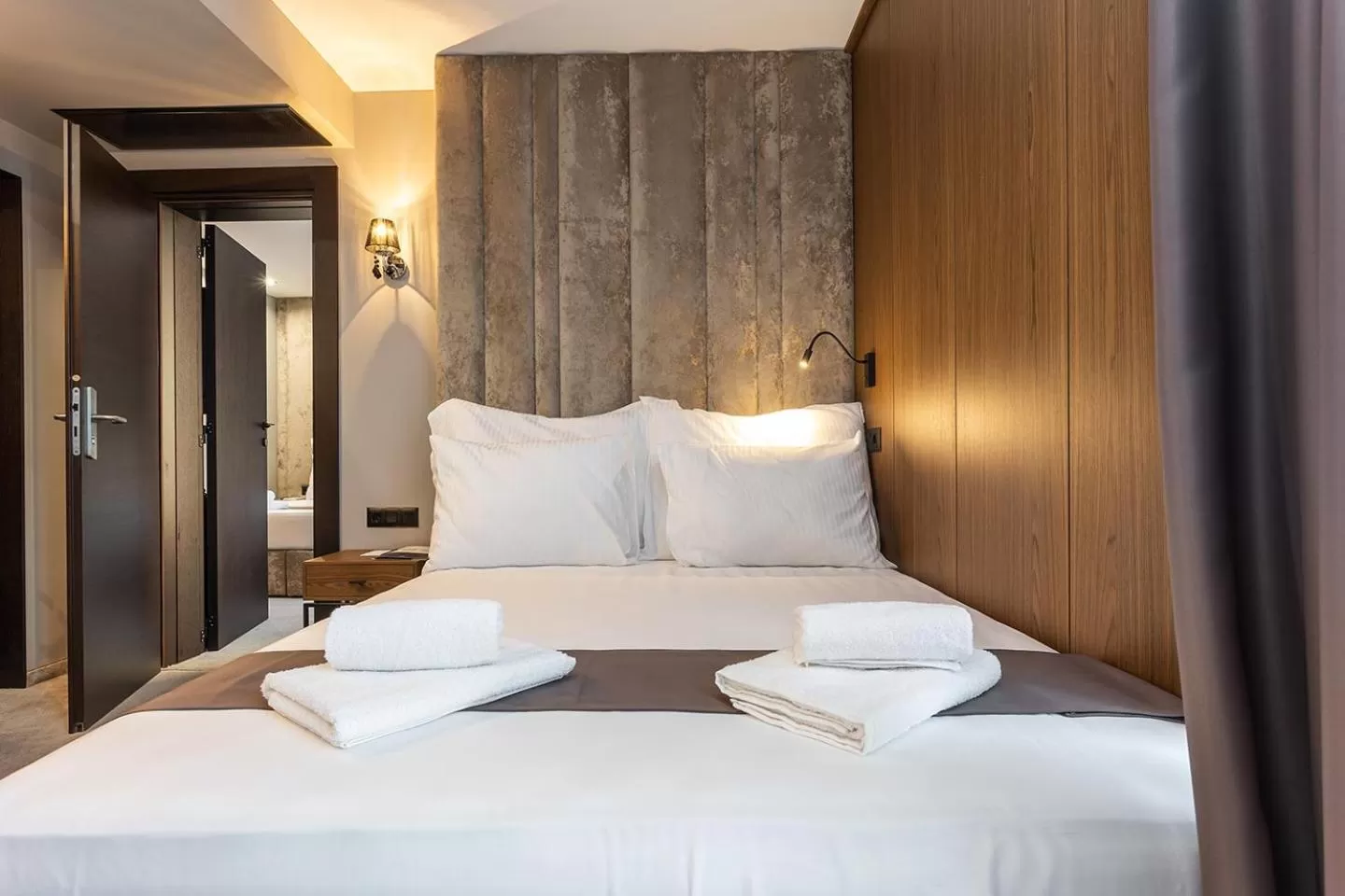 Bed in Abrazo Sofia Hotel by HMG