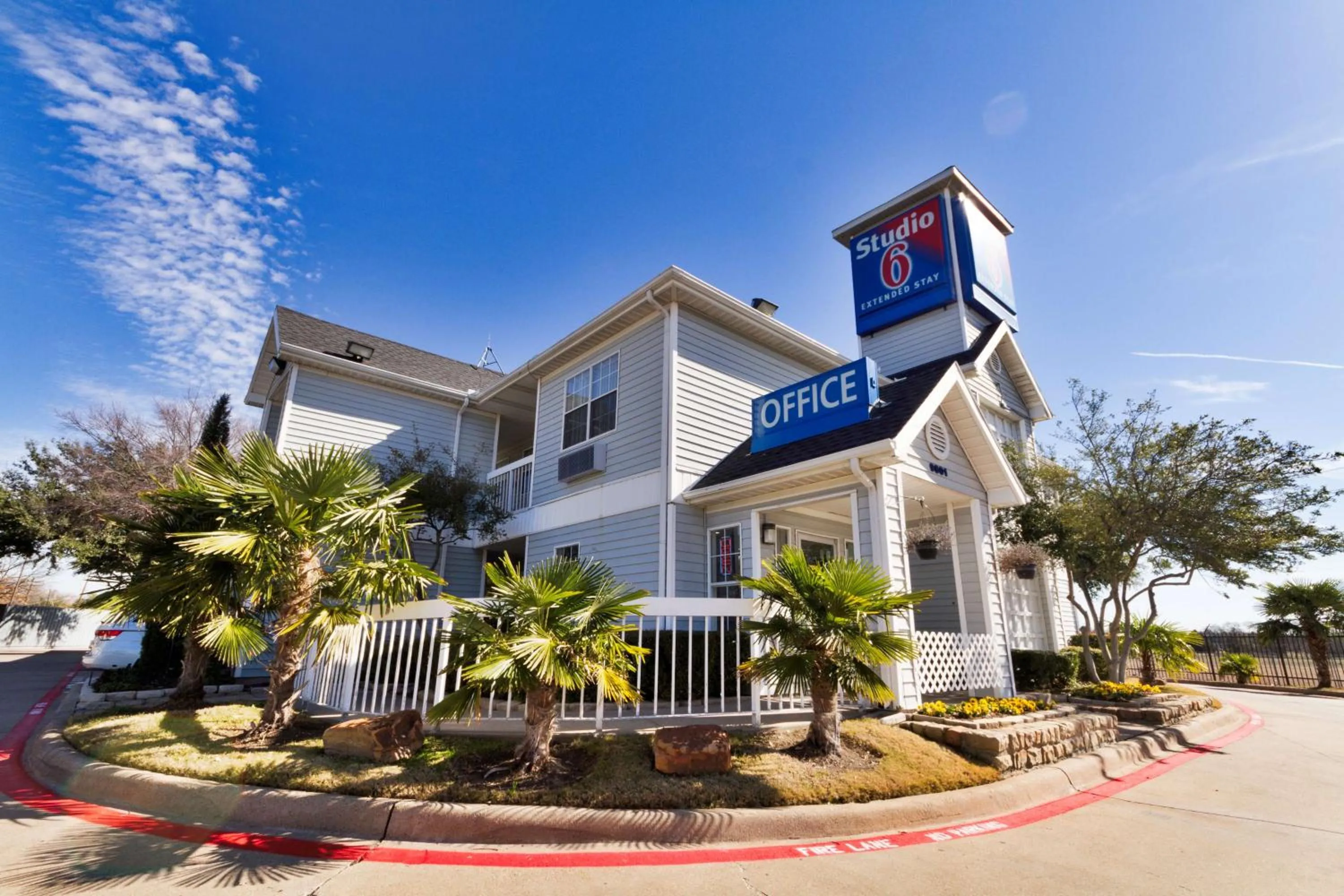 Property building in Studio 6-Dallas, TX - Garland - Northeast