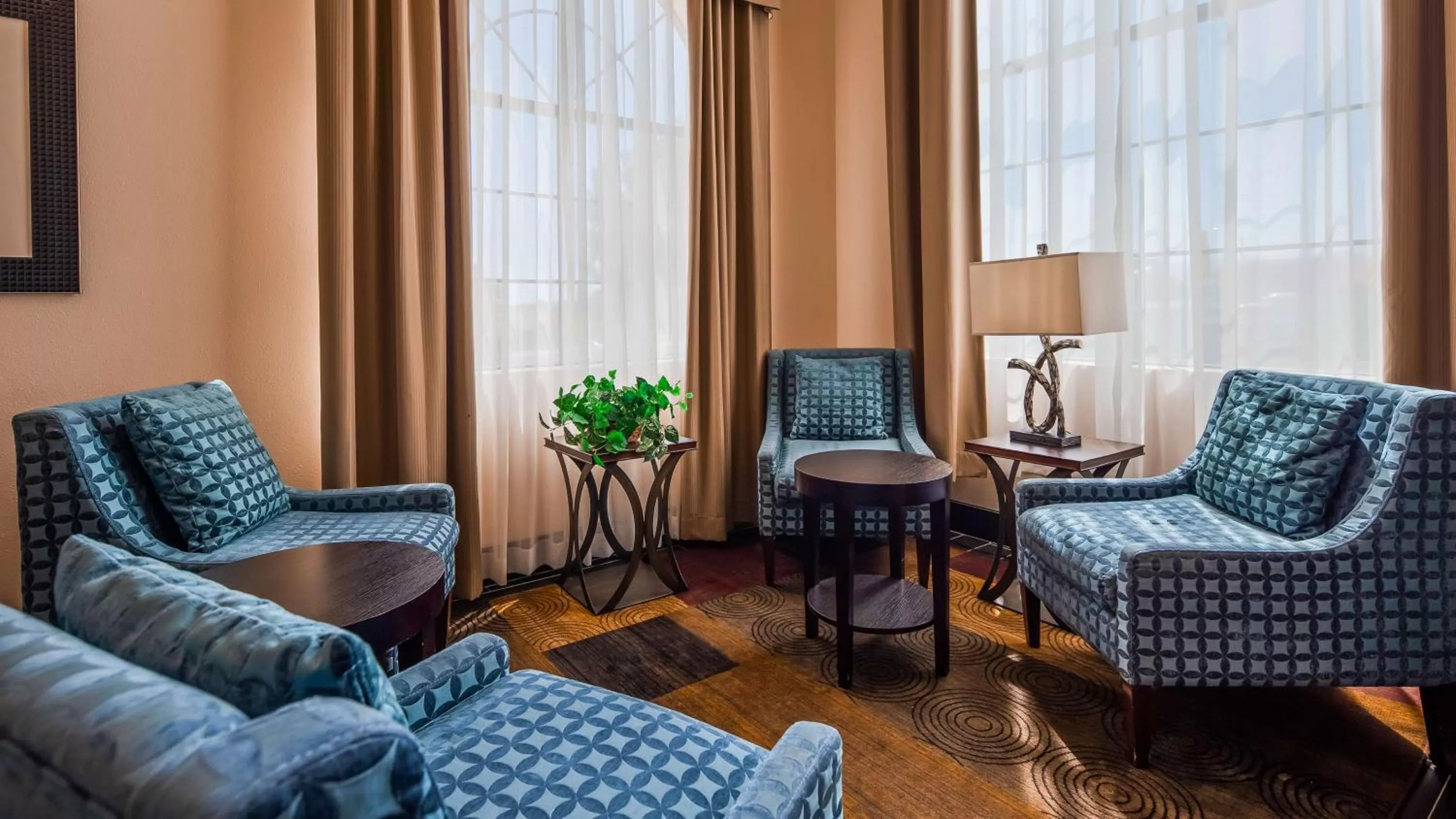 Lobby or reception in Best Western Plus - Wendover Inn