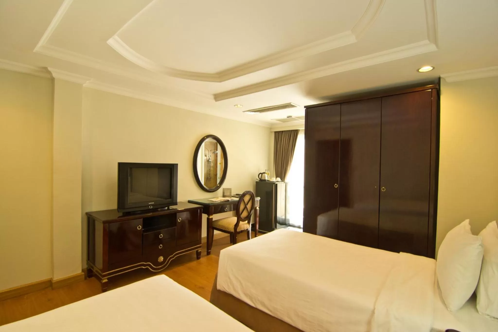 TV and multimedia, Bed in LK Mantra Pura Resort