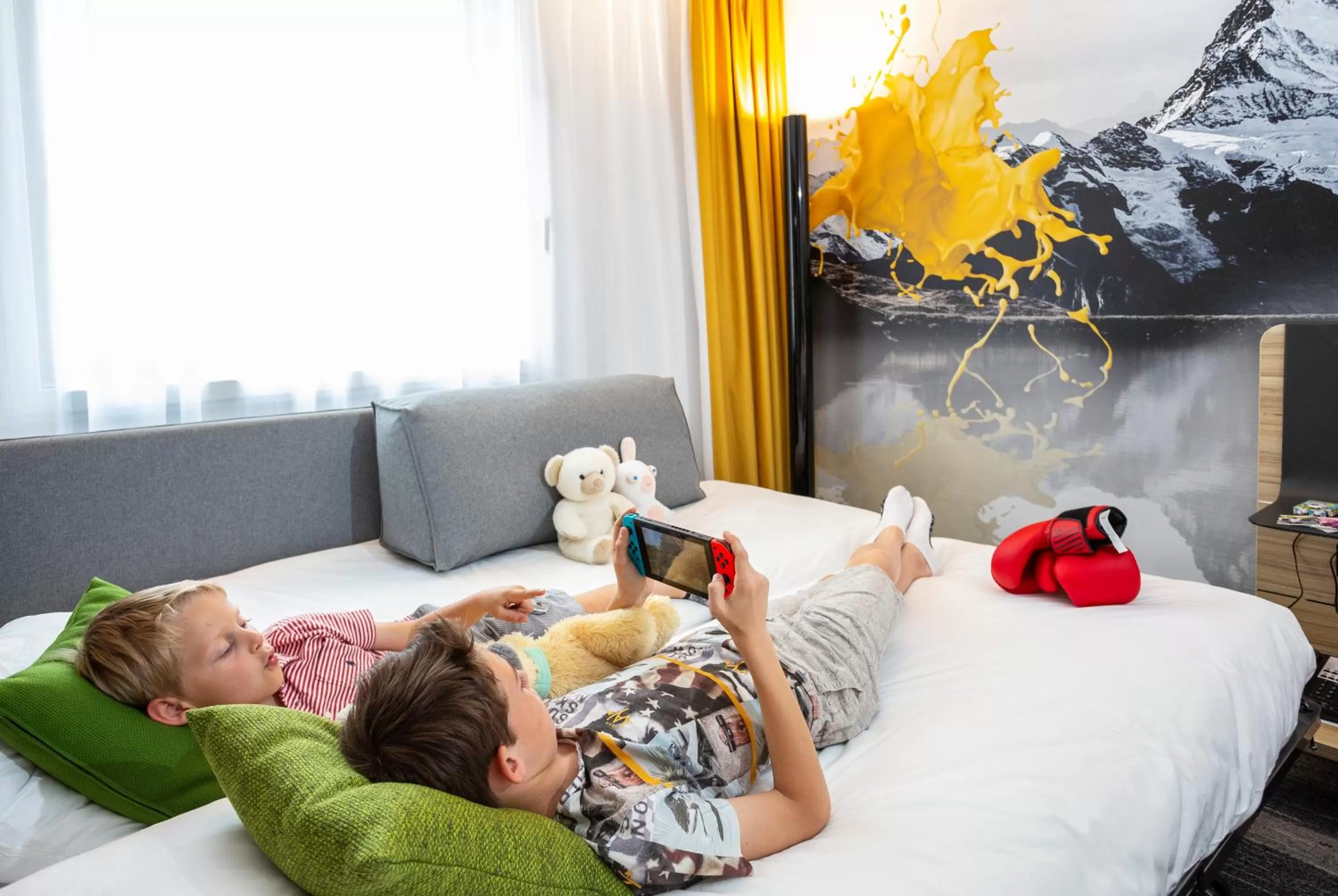 Bed in Novotel Annecy Centre