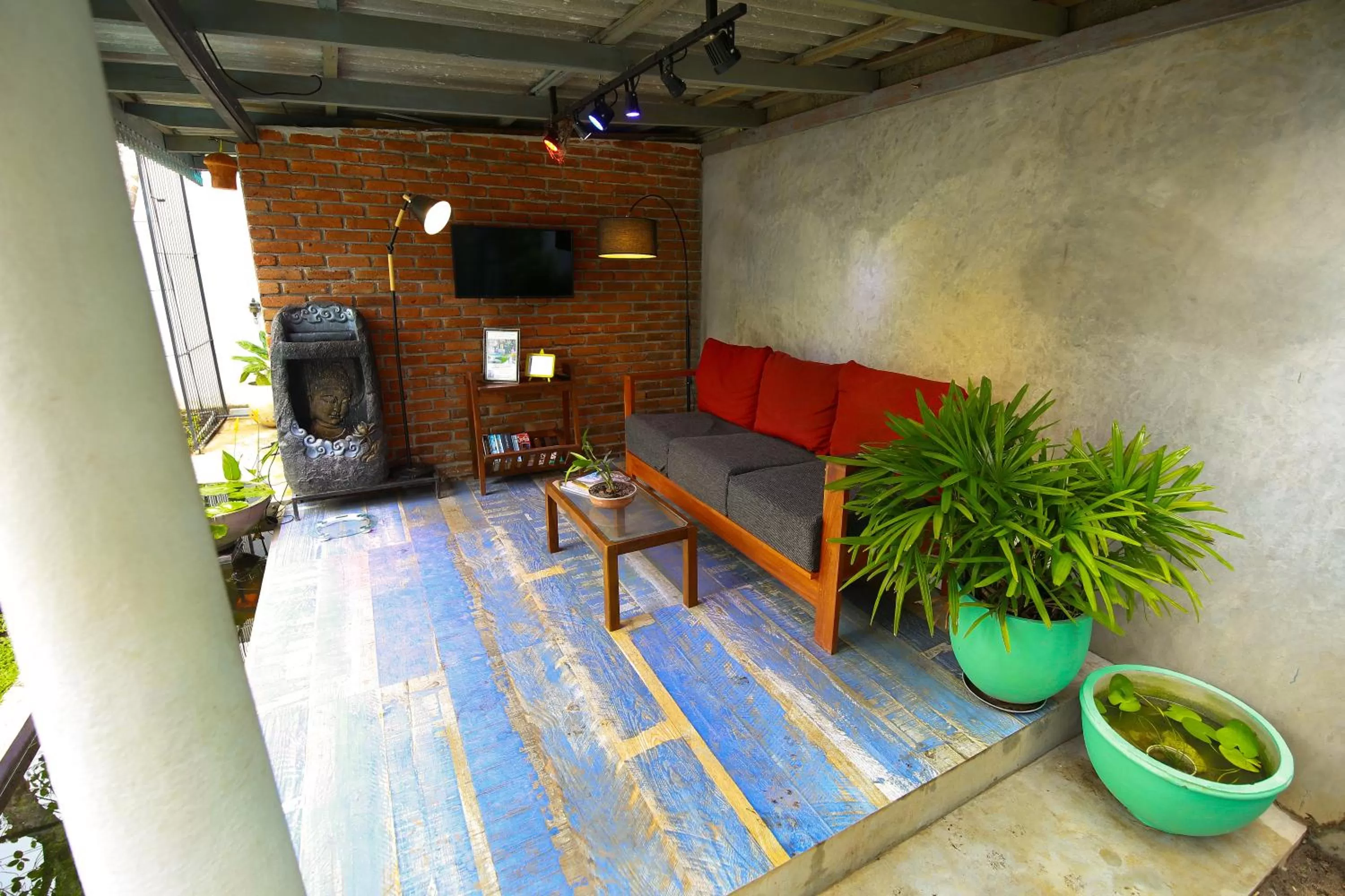 Seating area in Temple Tree