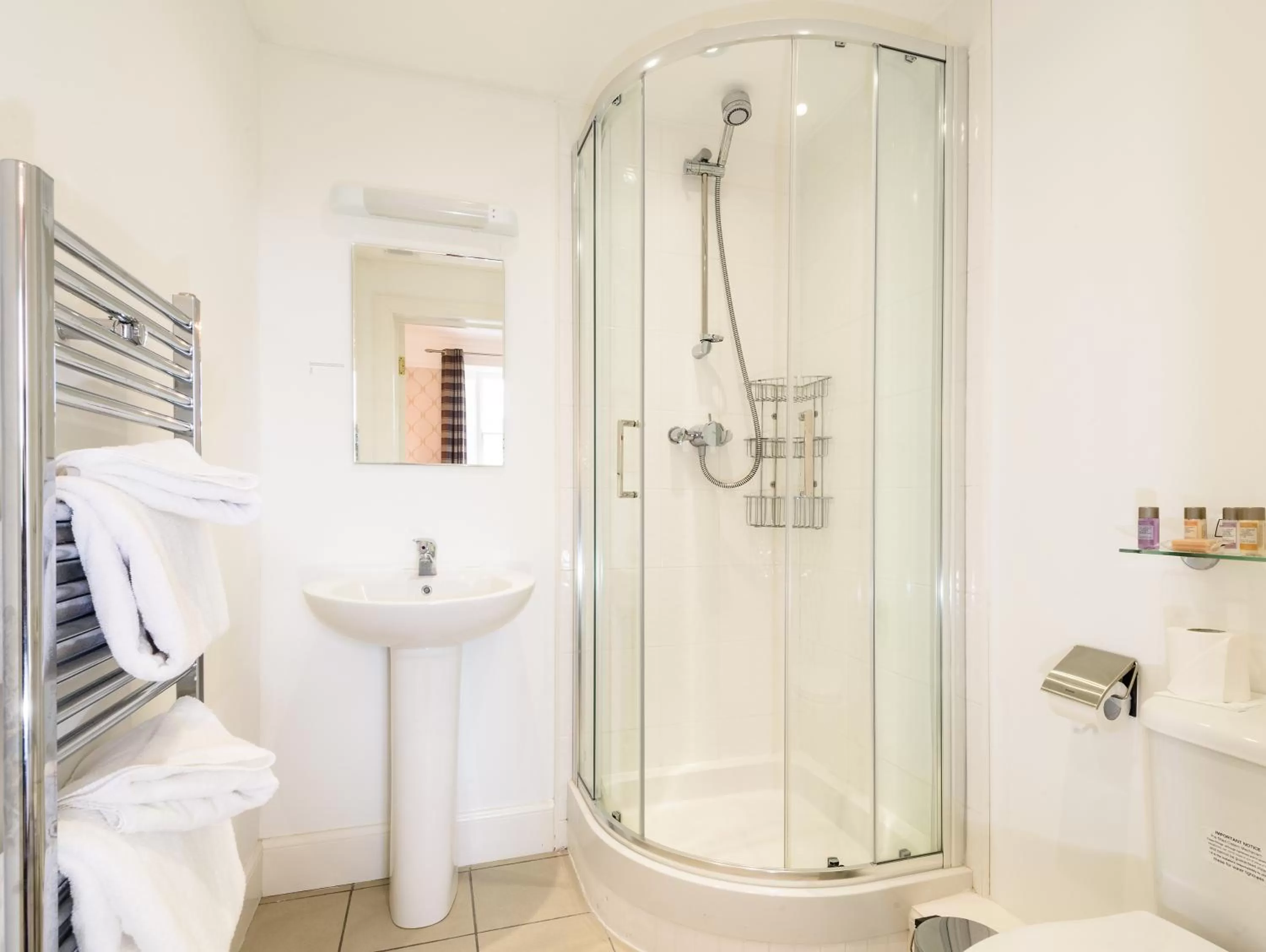 Shower in The Atholl Palace