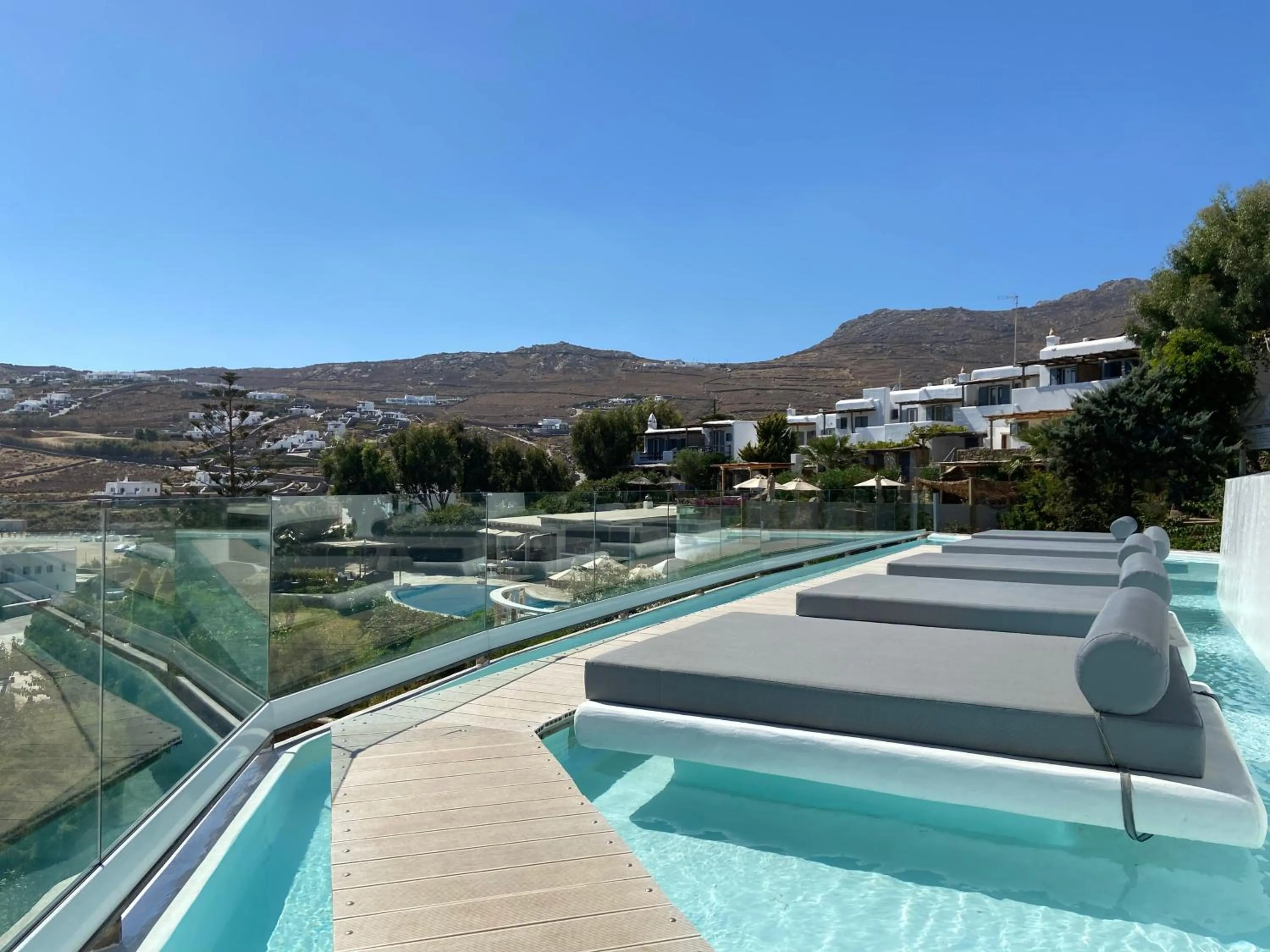 Swimming pool in Panormos Village Hotel