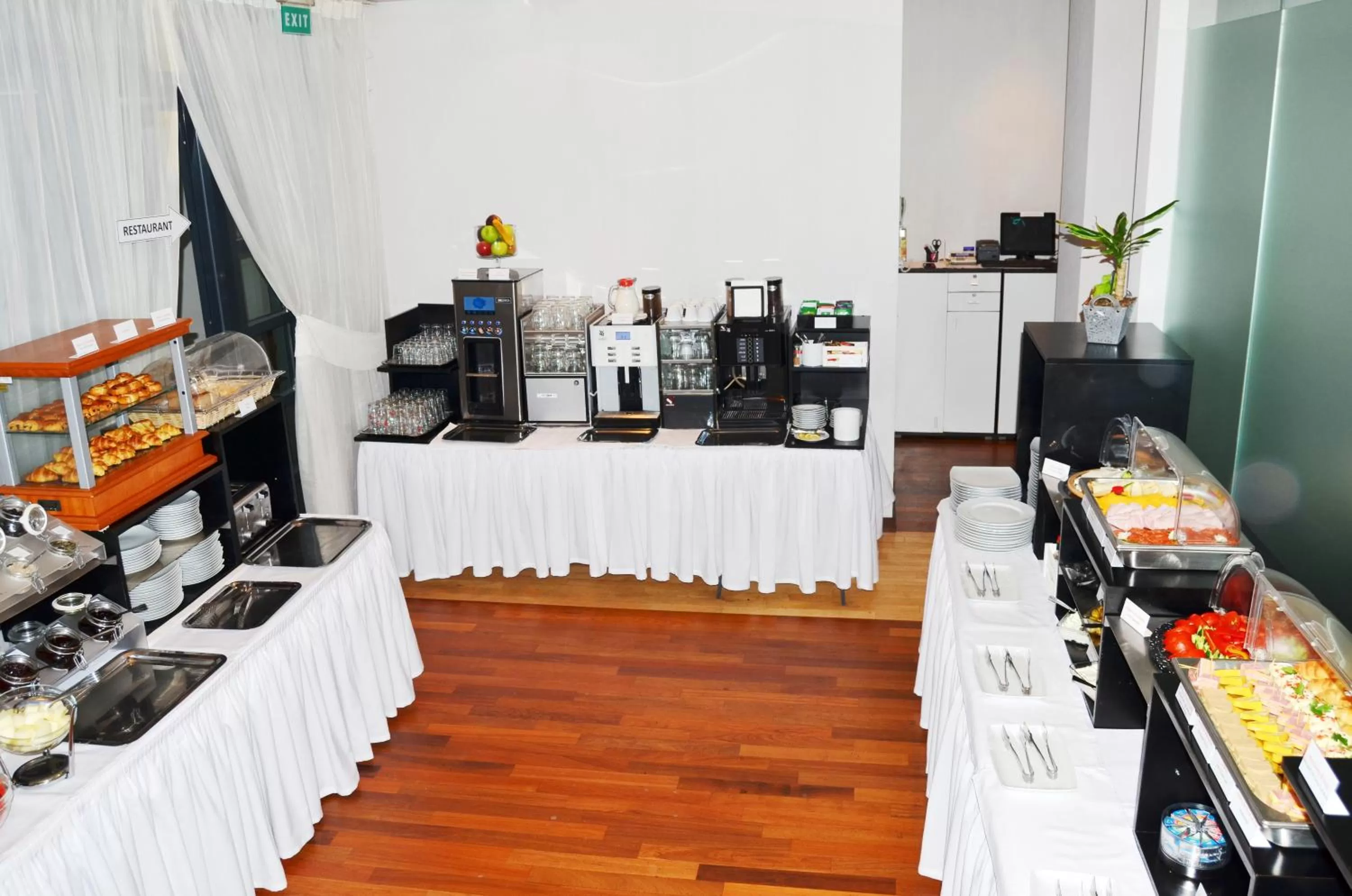 Breakfast in Hotel Berthelot