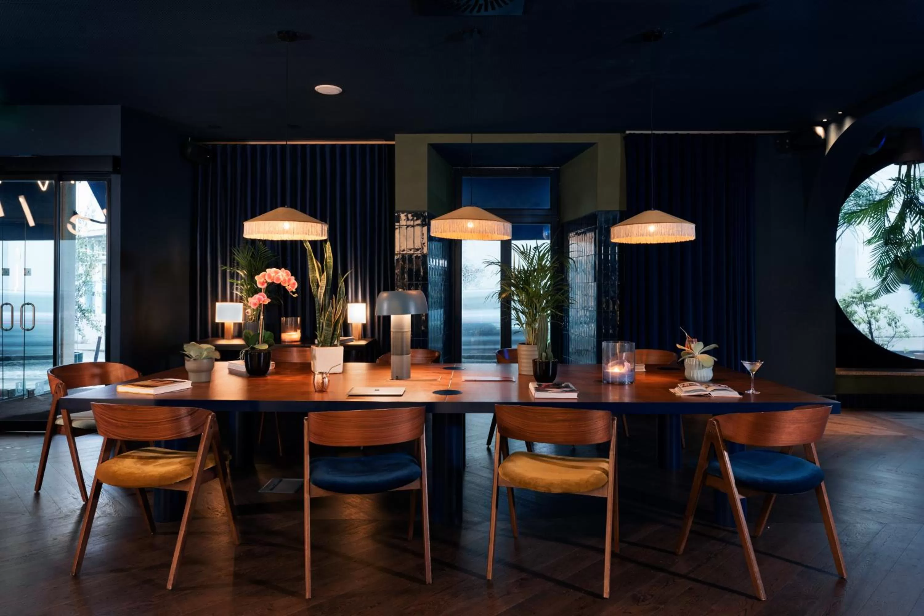 Lounge or bar in chic&basic Gravity